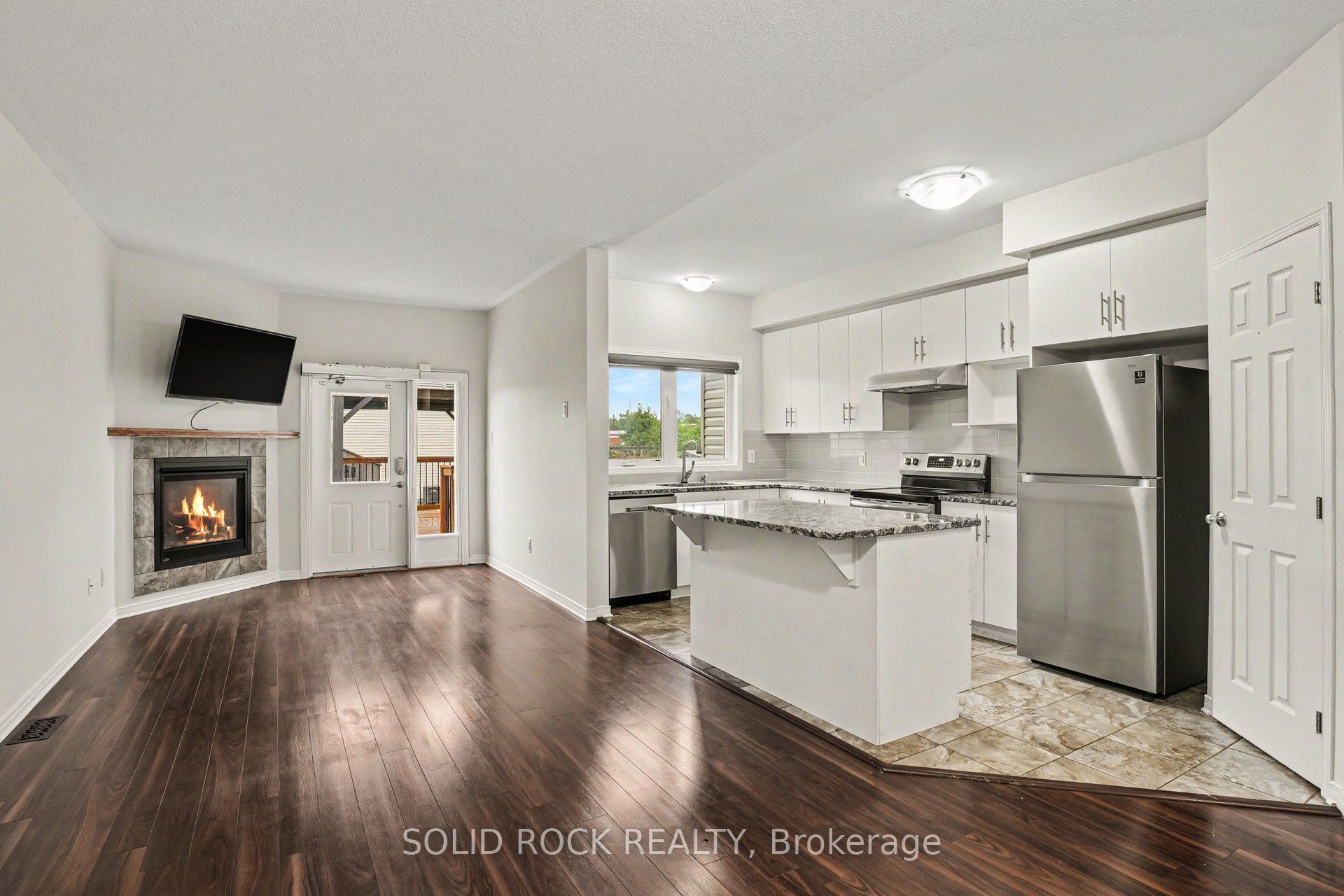 639 Via Campanale Avenue, Barrhaven, ON K2J 4A2 photo 5