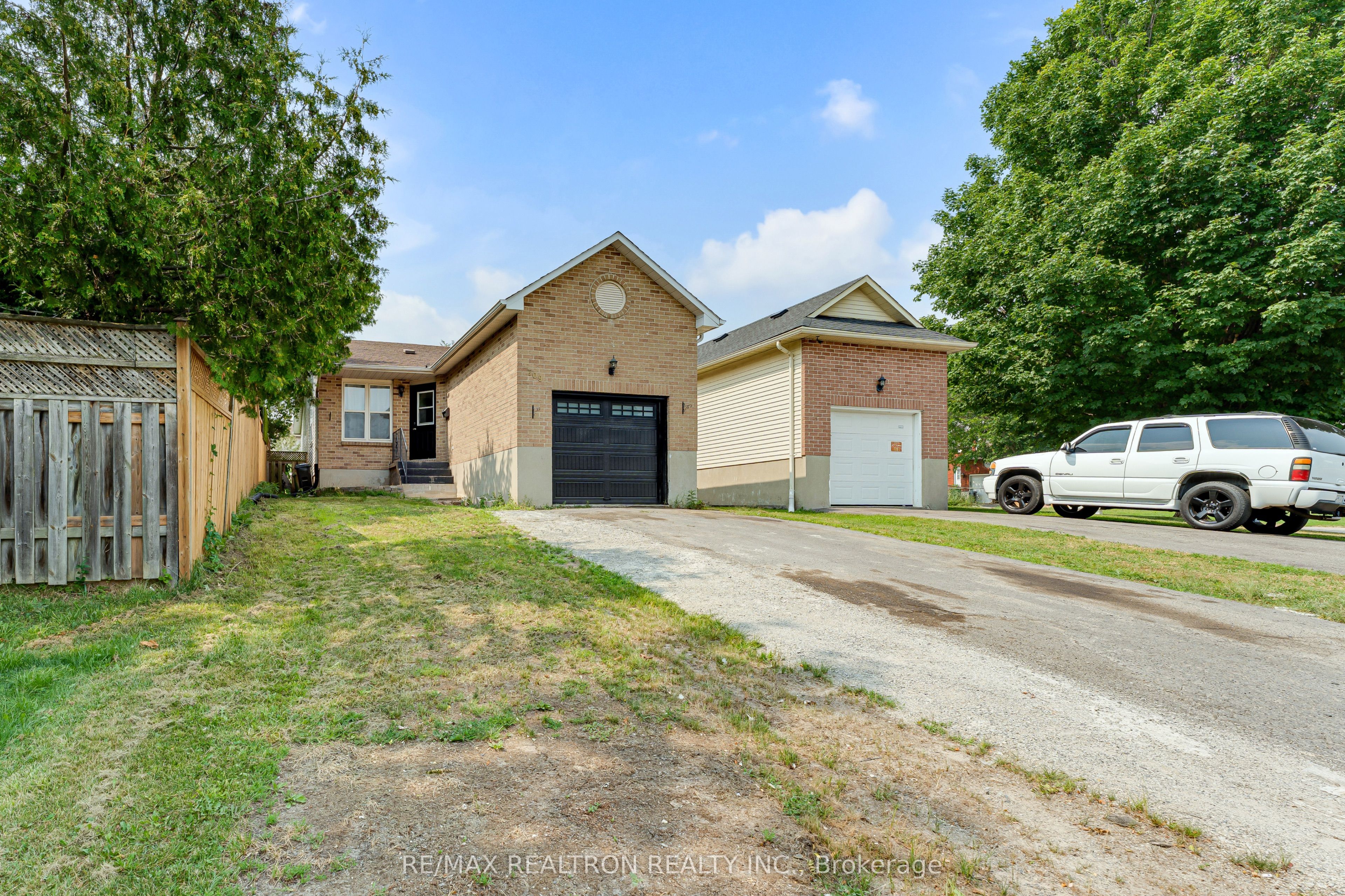 709 Ridley Drive, Kingston, ON K7P 2A3 photo 3