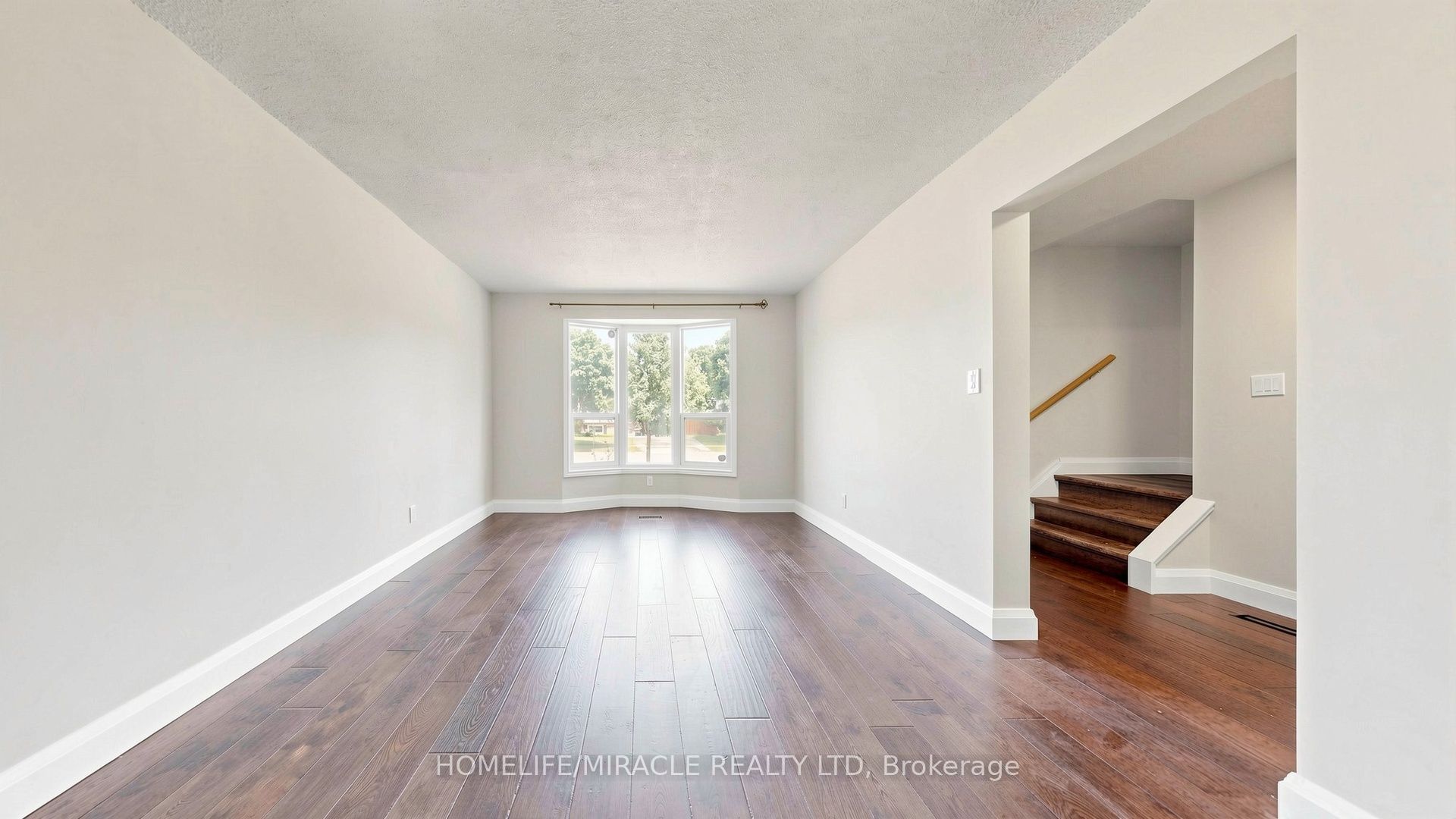 47 Viscount Road, Brantford, ON N3P 1J1 photo 4