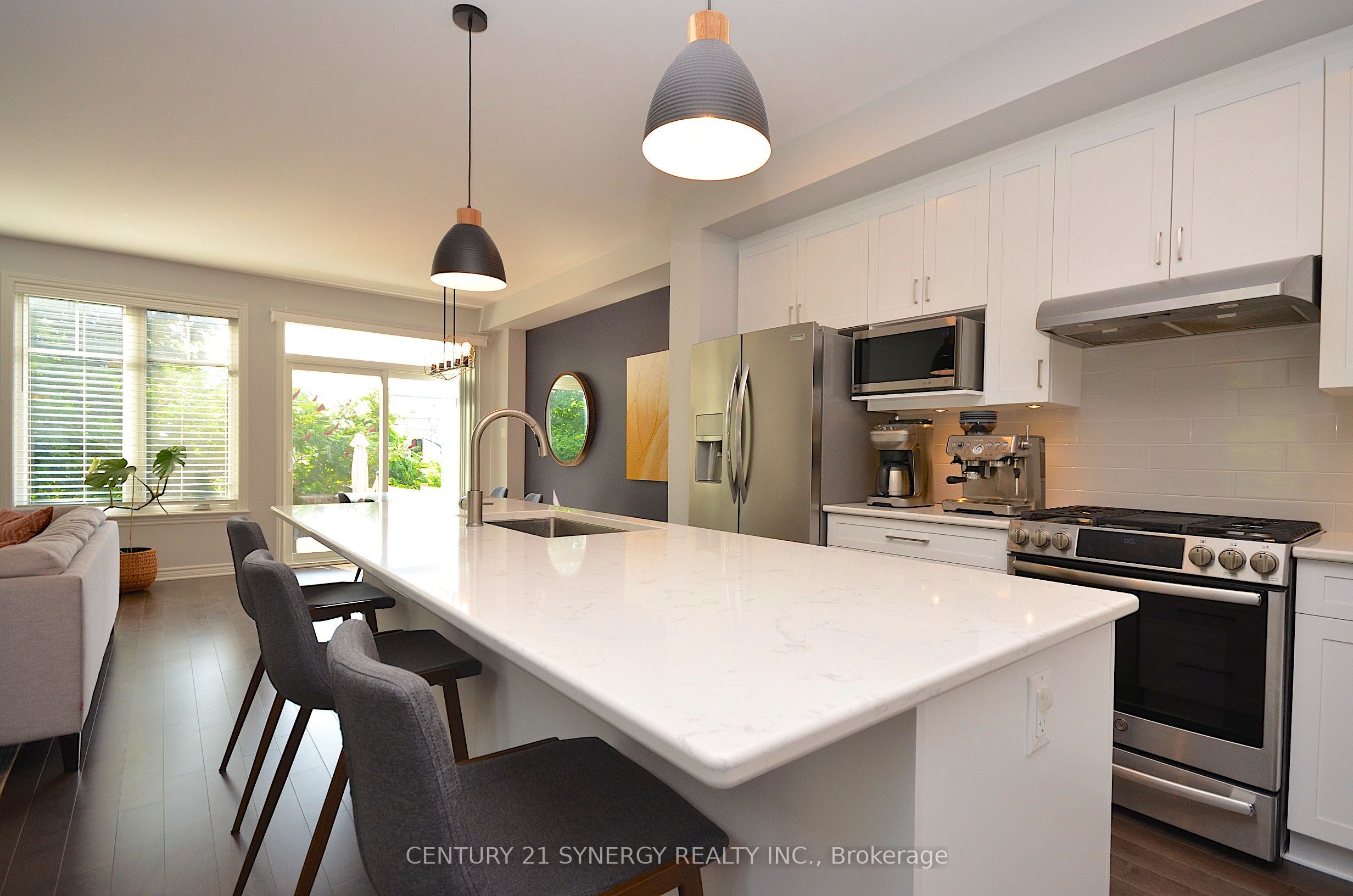 652 Vivera Place, Stittsville - Munster - Richmond, ON K2S 2N1 photo 5