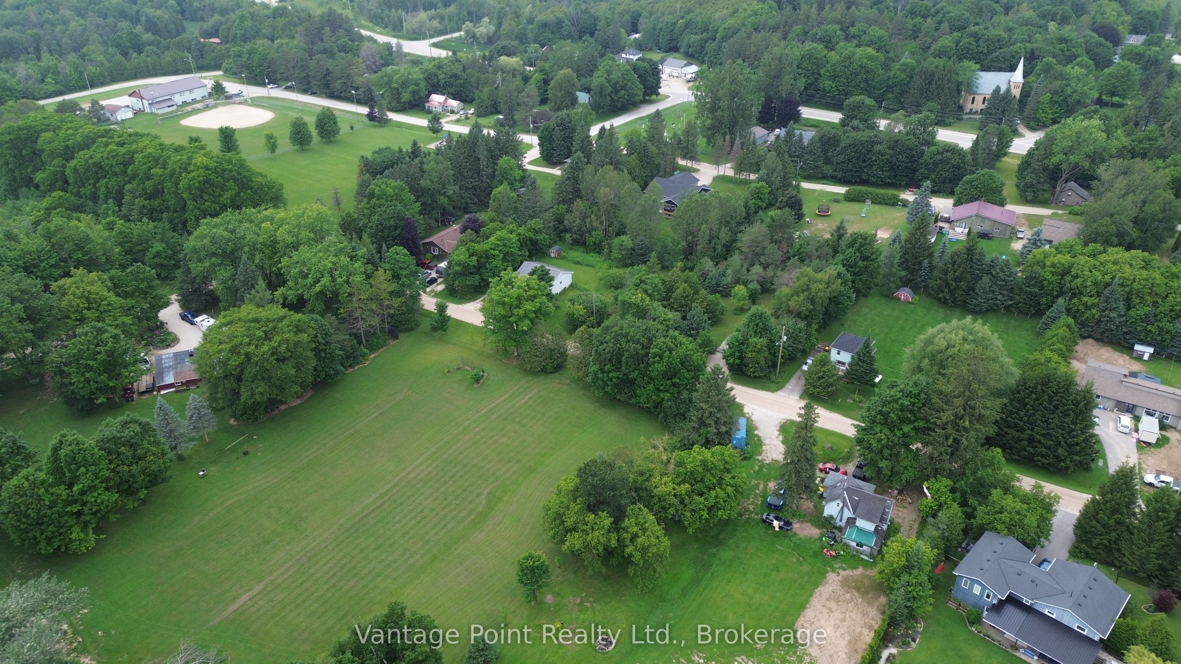 136 Torry Street, Grey Highlands, ON N0C 1K0 photo 2