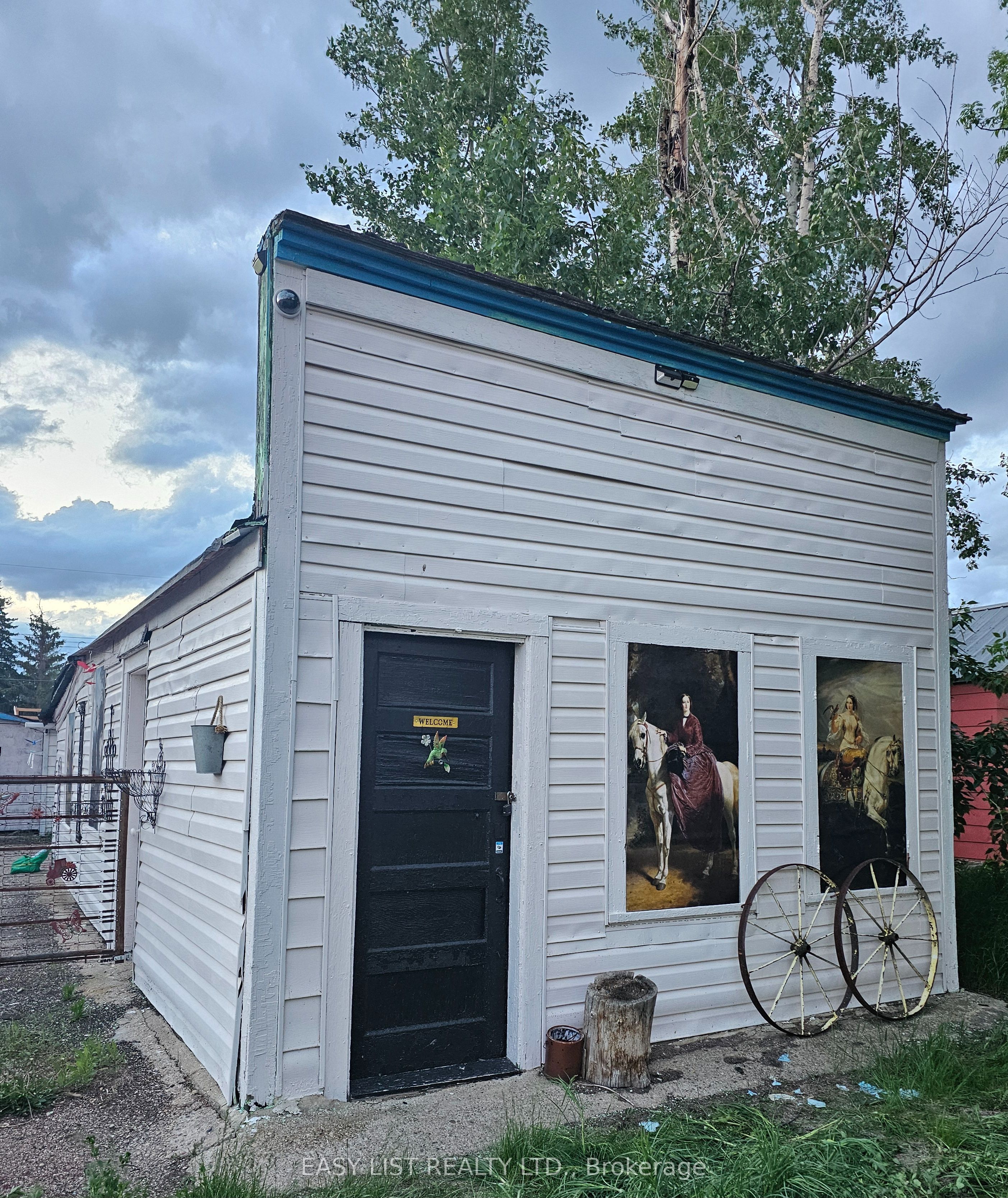30 McKenzie Avenue, Out of Area, AB T0B 2E0 photo 3