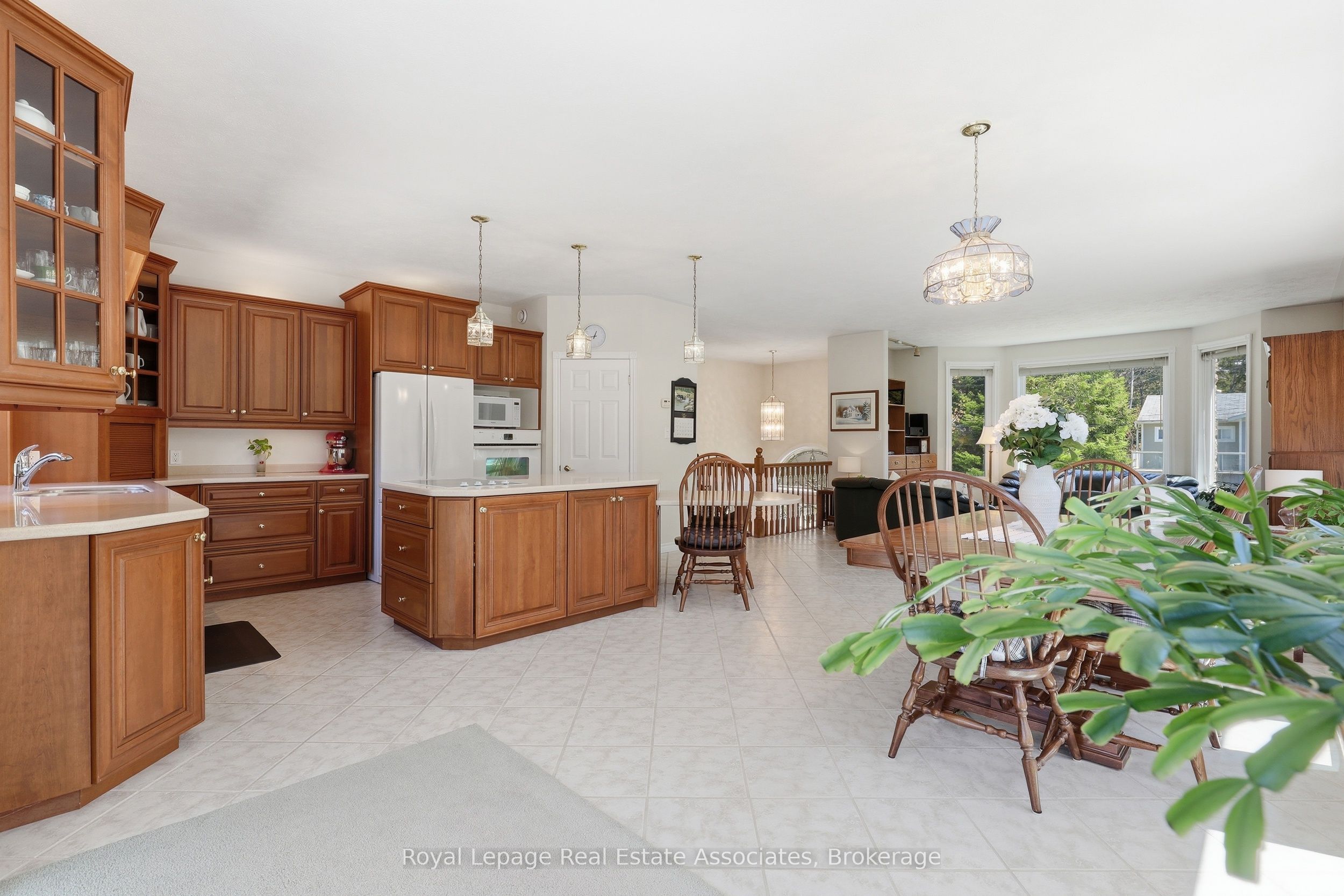 422 Third Avenue N, South Bruce Peninsula, ON N0H 2G0 photo 5
