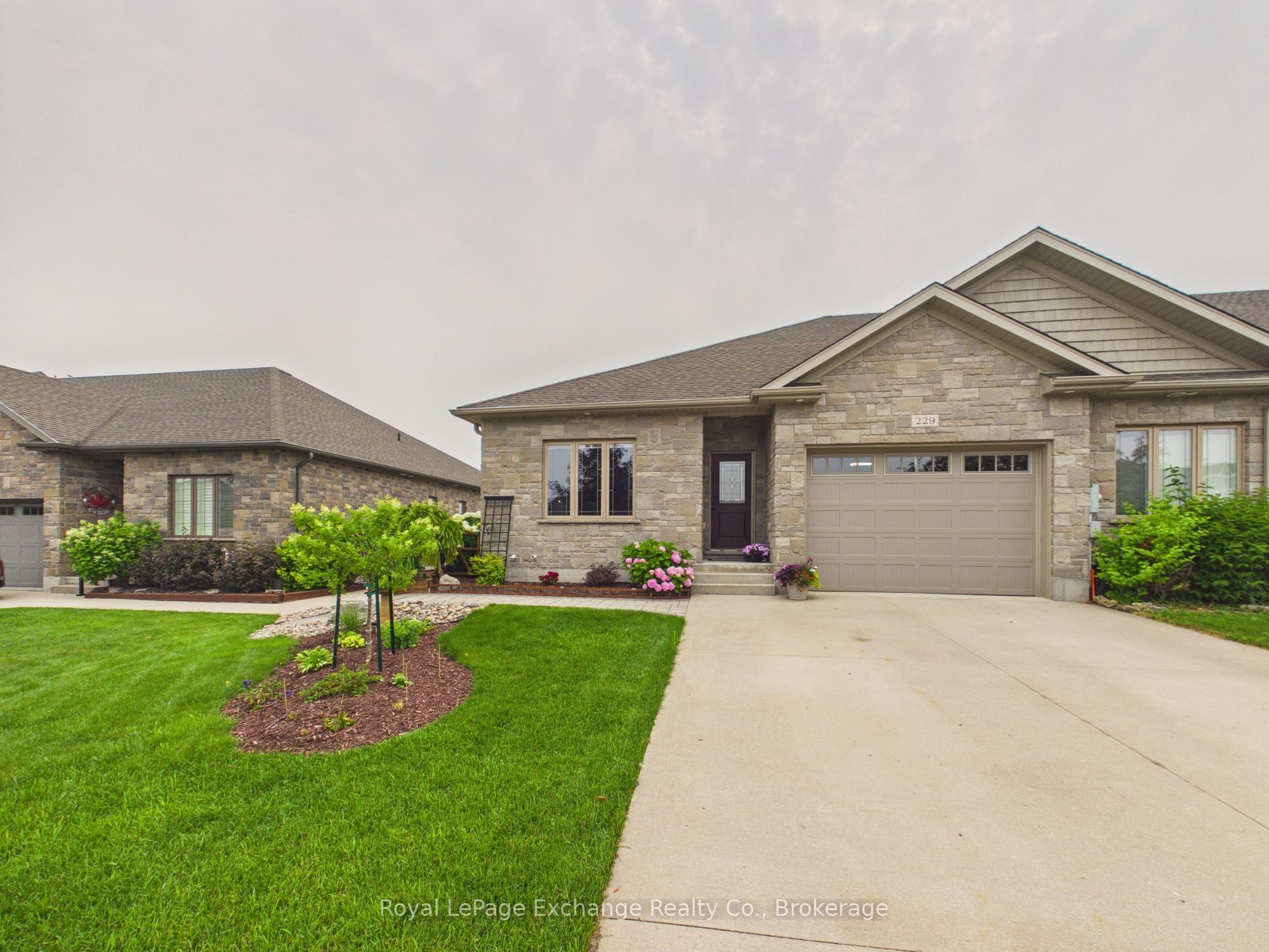 229 Wieck Boulevard, Kincardine, ON N2Z 0A9 photo 3