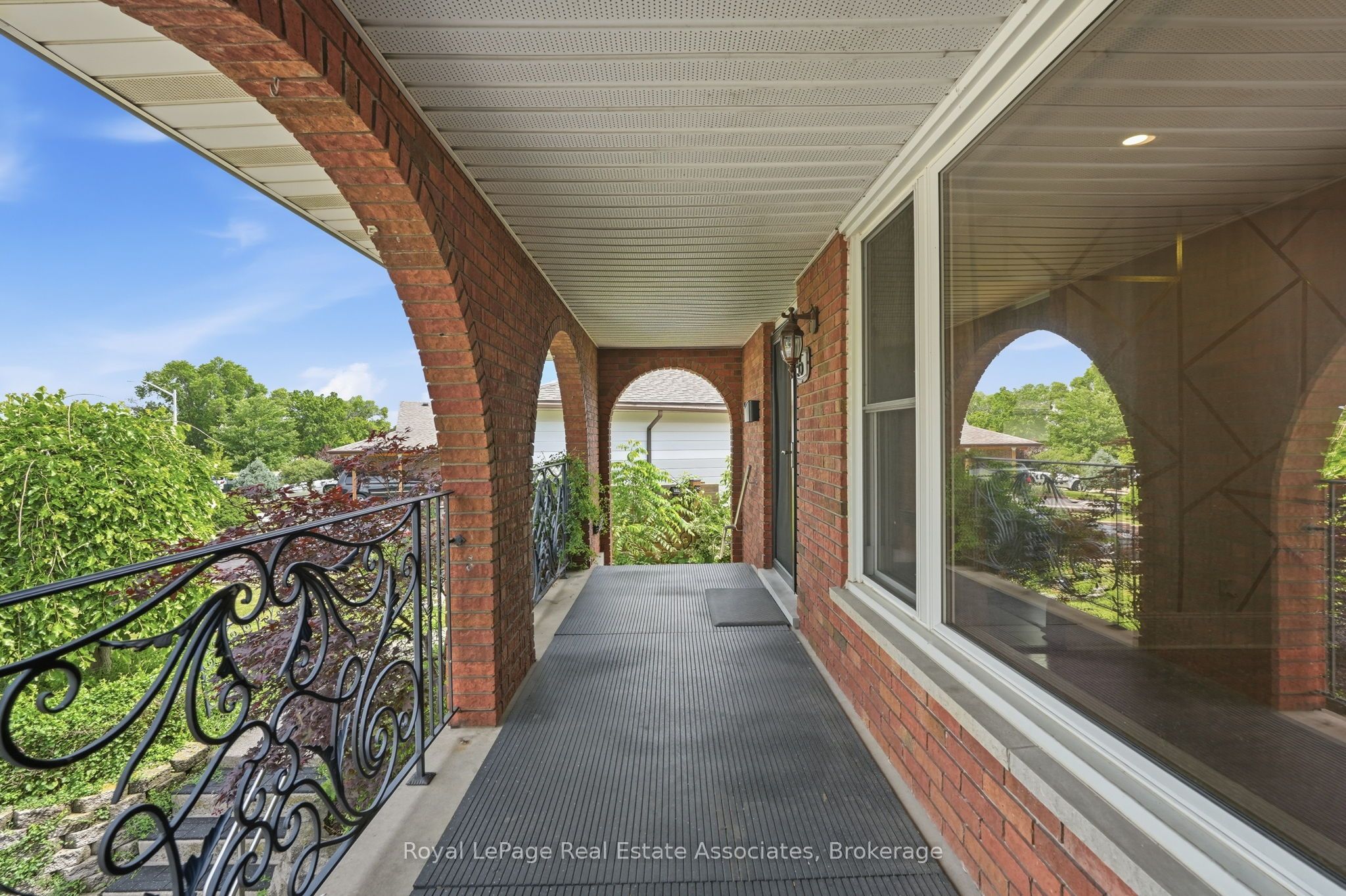 55 Eastbury Drive, Hamilton, ON L8E 2V8 photo 4
