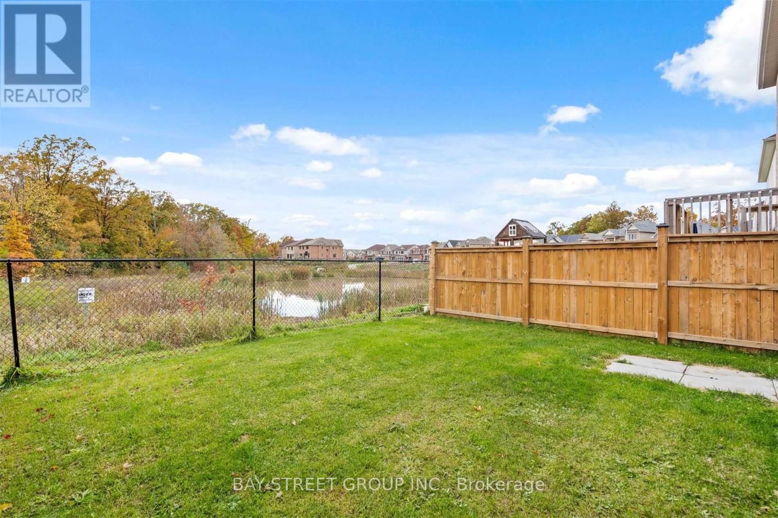 7735 Shadbush Lane, Niagara Falls, ON L2H 3R3 photo 4
