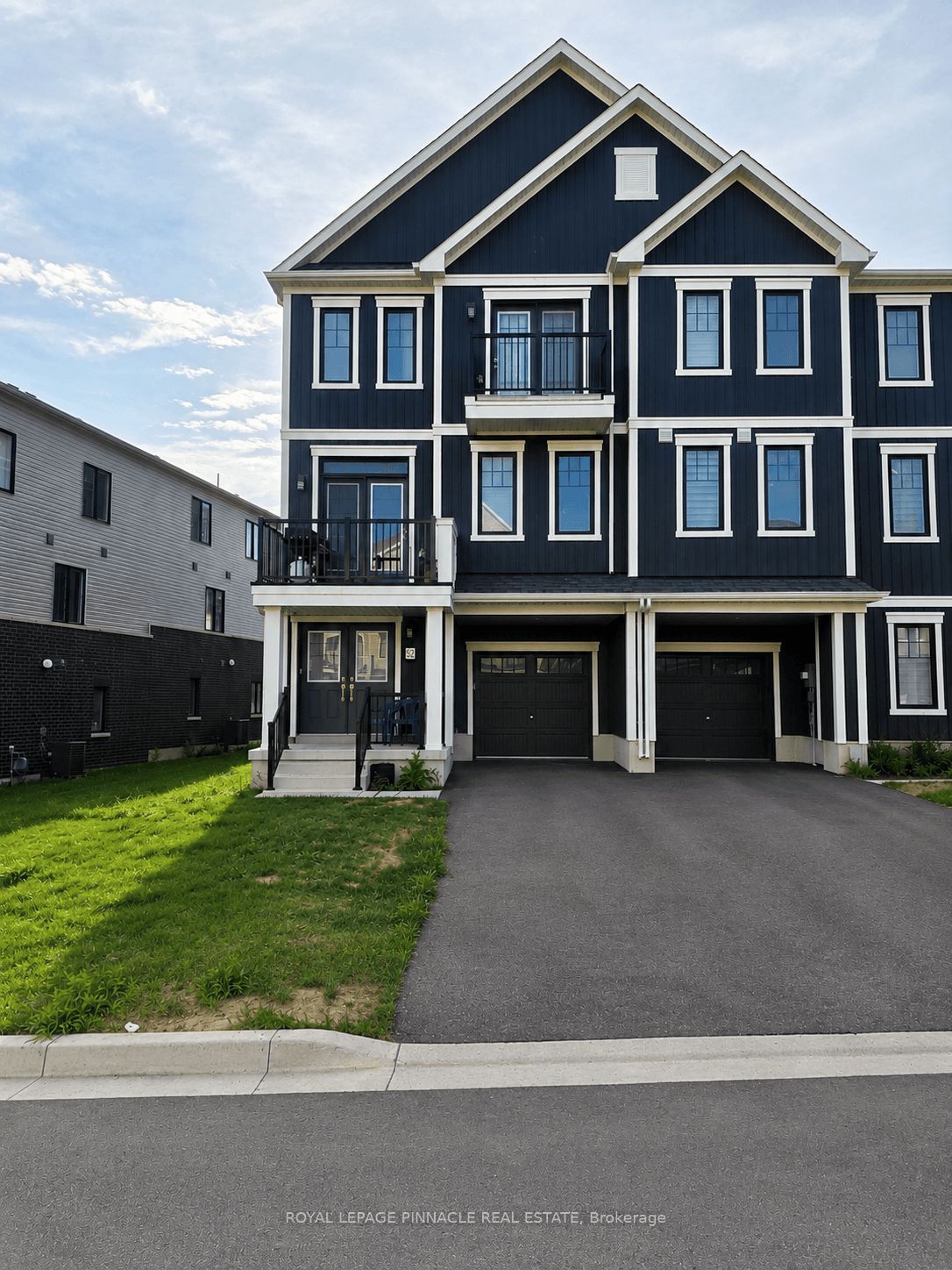 52 Norwich Crescent, Haldimand, ON N3W 0J4