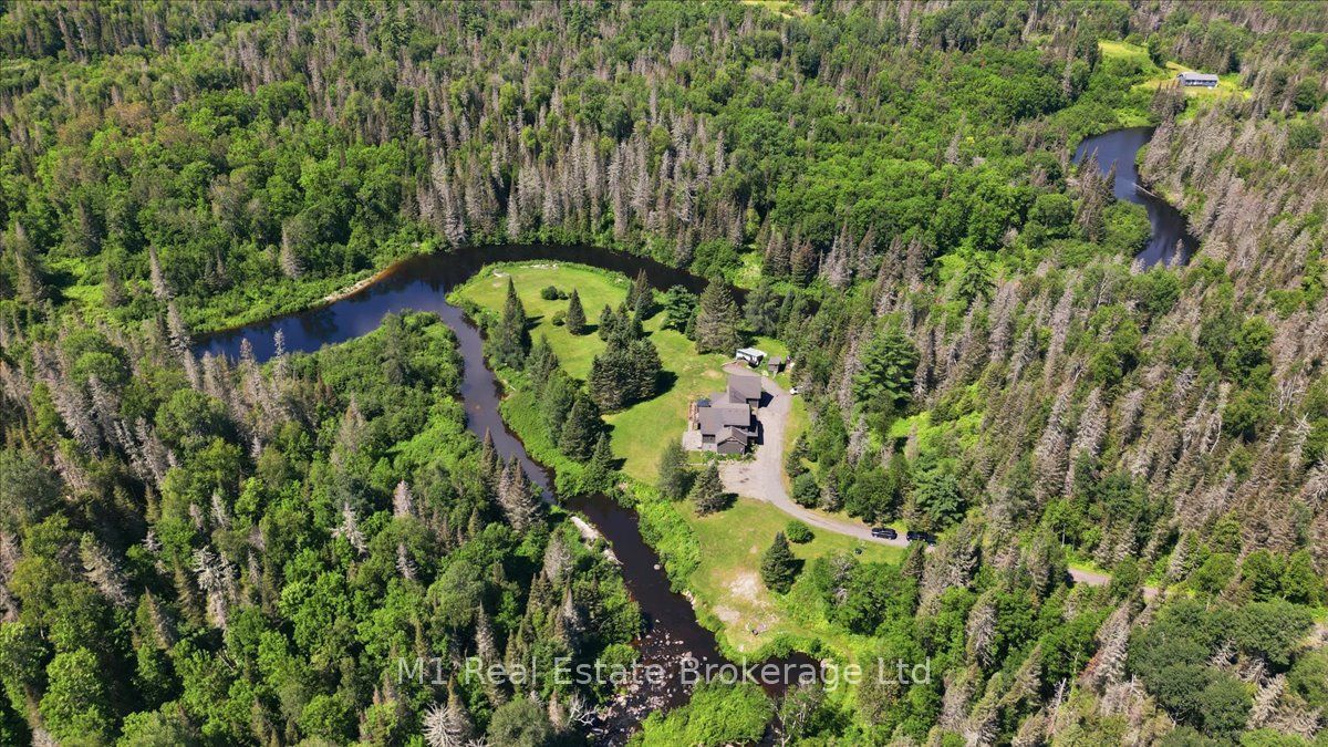 76 Chalet Road, Powassan, ON P0H 2L0 photo 2