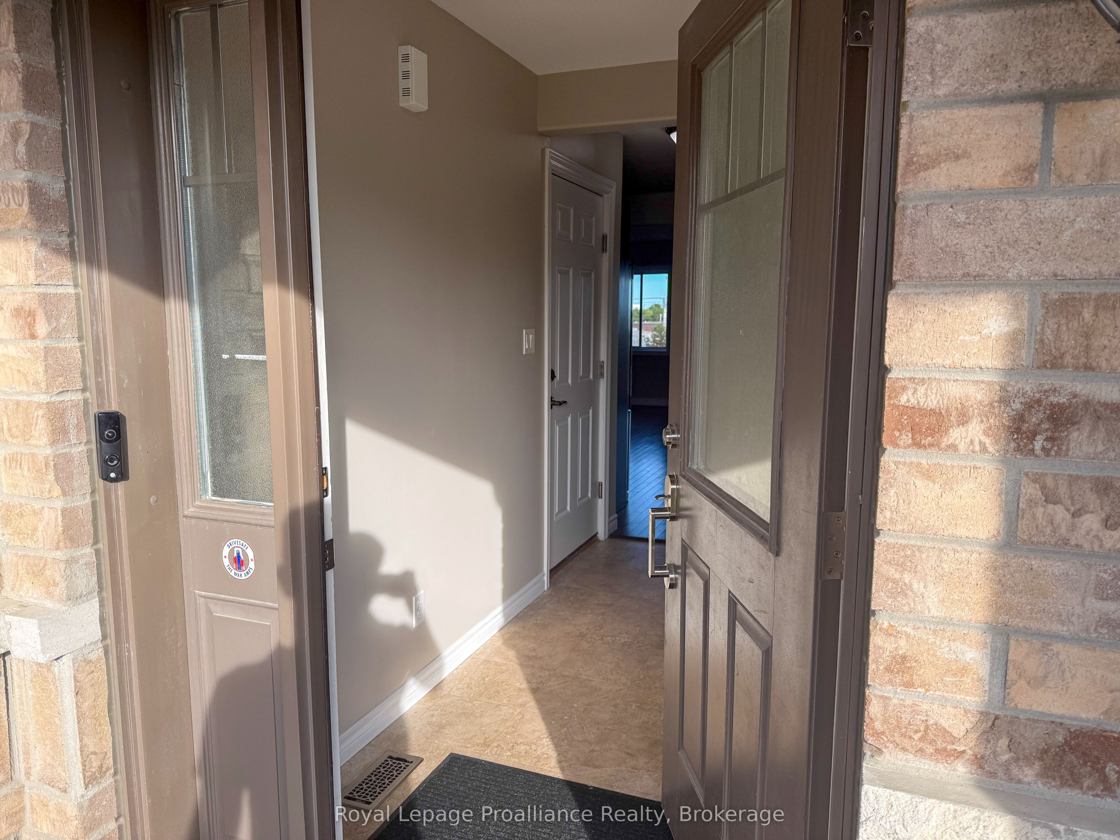 77 Mountain Ash Drive, Belleville, ON K8N 0E3 photo 3