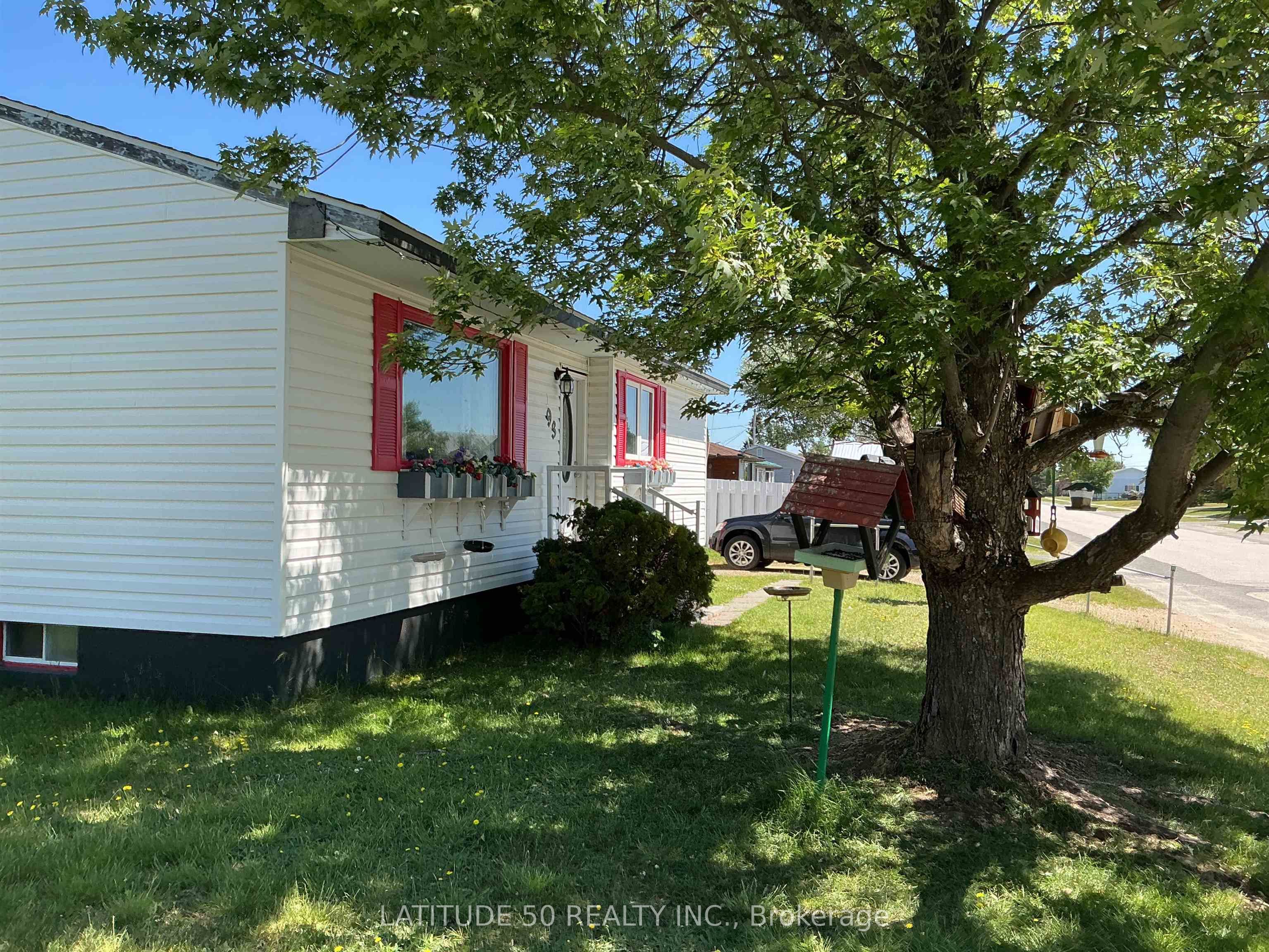 93 Balsam Avenue, Ignace, ON P0T 1T0 photo 3