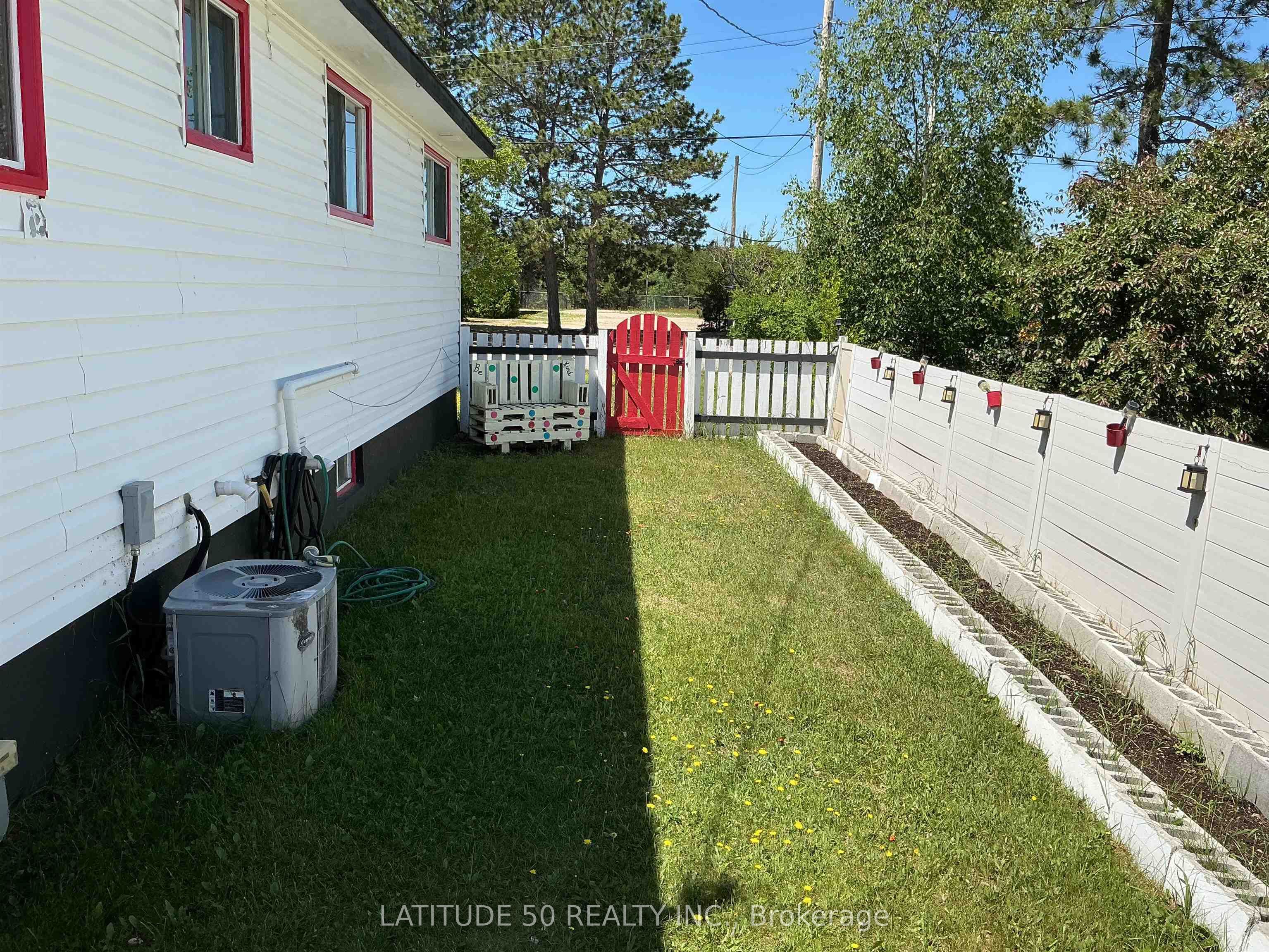 93 Balsam Avenue, Ignace, ON P0T 1T0 photo 4