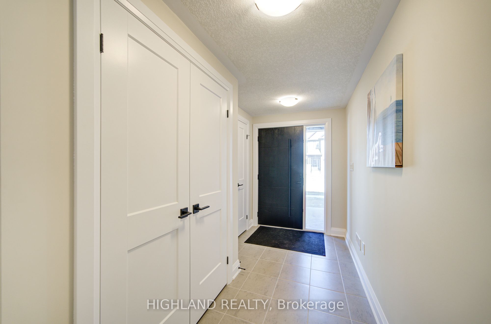 565 Balsam Popar Street, Waterloo, ON N2V 0H8 photo 2