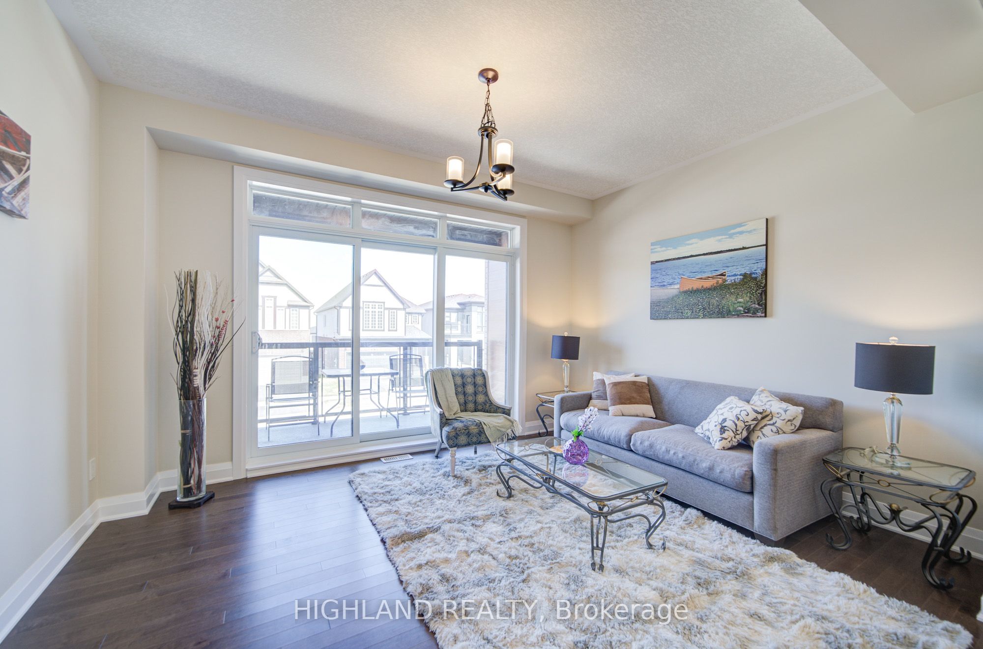 565 Balsam Popar Street, Waterloo, ON N2V 0H8 photo 3