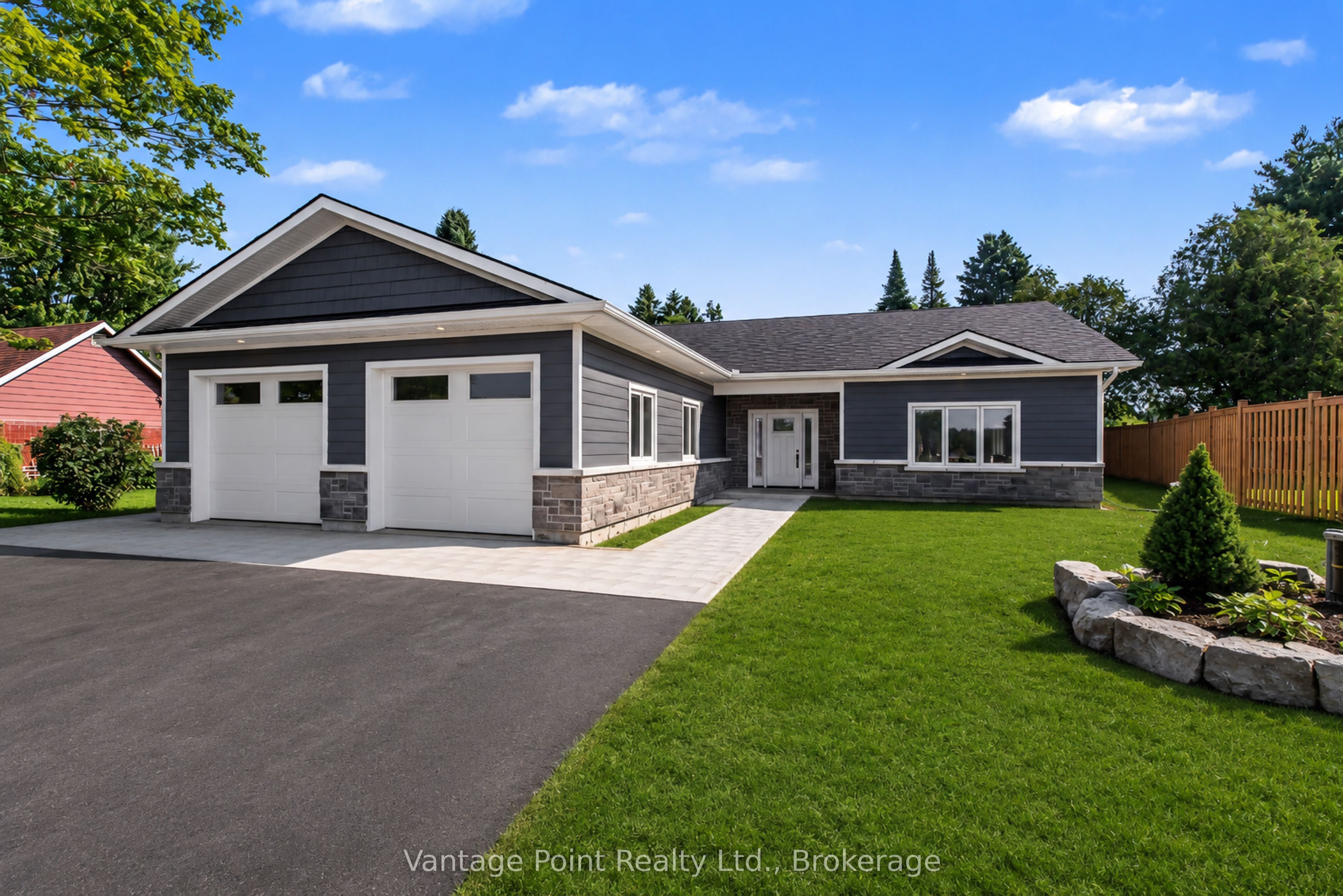 107 Toronto Road, Grey Highlands, ON N0C 1E0 photo 3