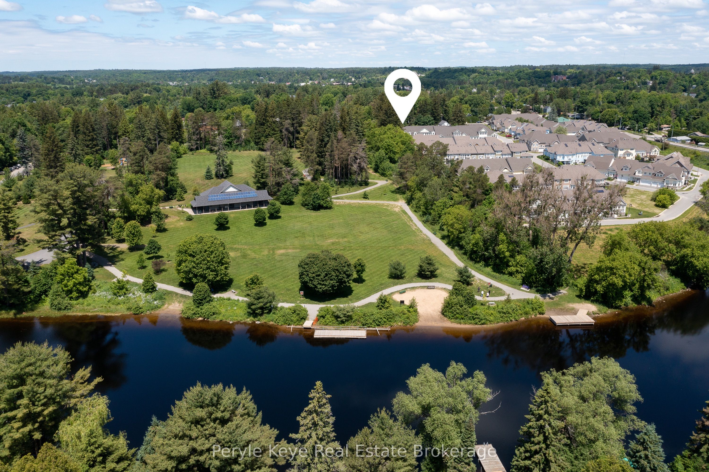 16 LEEDS Court, Bracebridge, ON P1L 0B7 photo 3