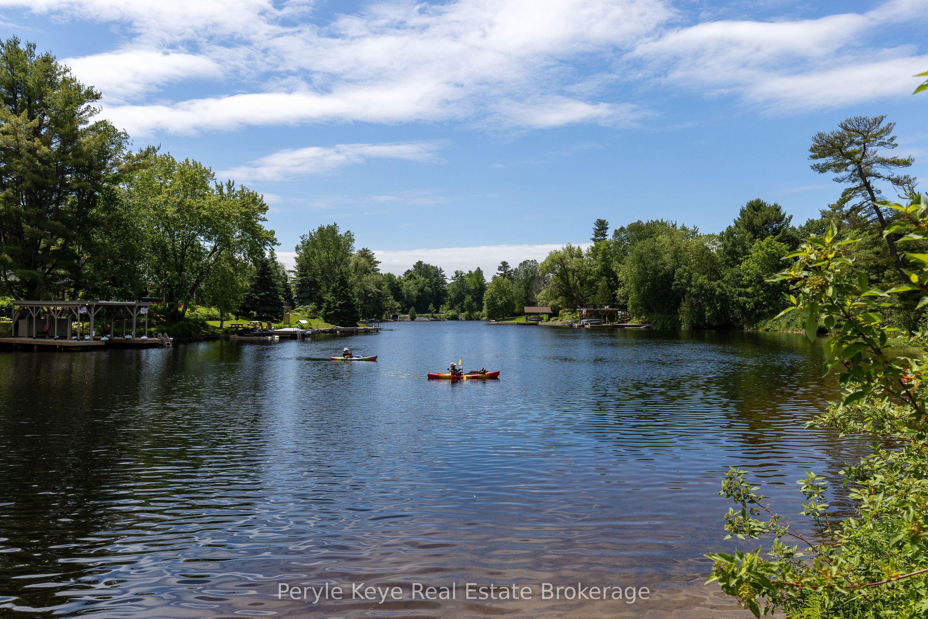 16 LEEDS Court, Bracebridge, ON P1L 0B7 photo 5