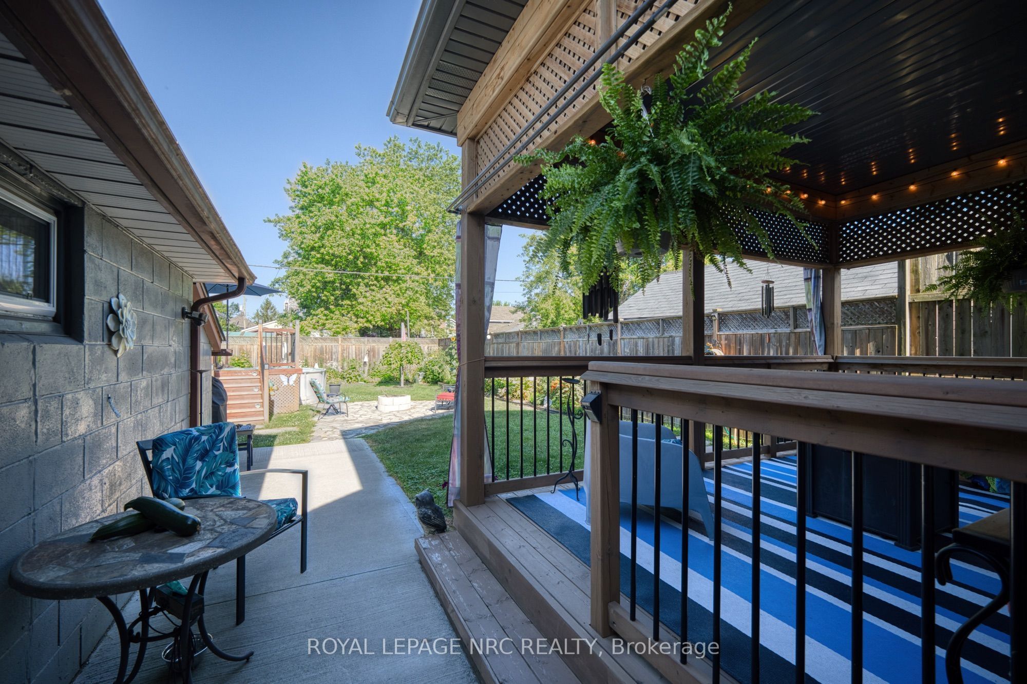 294 Davis Street, Port Colborne, ON L3K 1Z4 photo 5