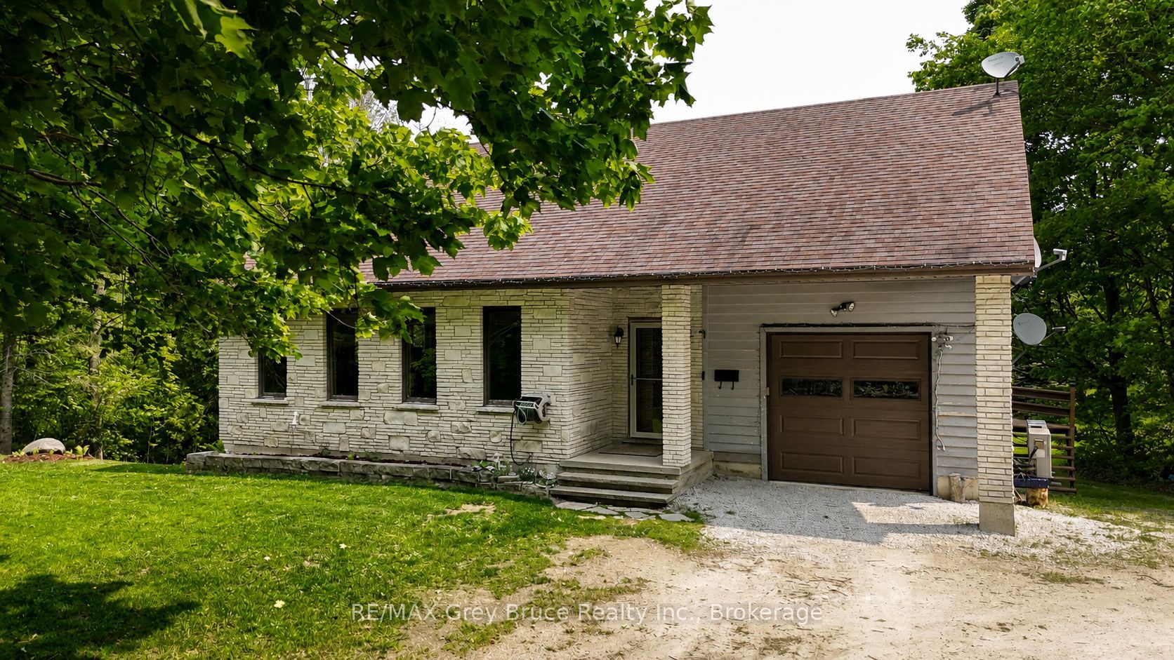 1033 Bruce Road 9, South Bruce Peninsula, ON N0H 2T0 photo 3