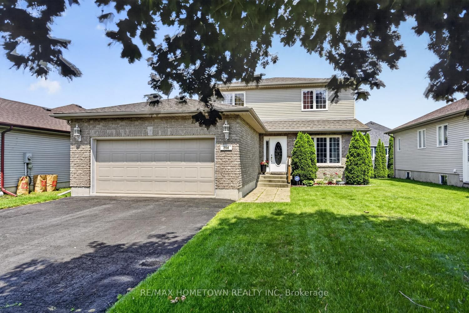 286 Beley Street, Brockville, ON K6V 7M8 photo 2