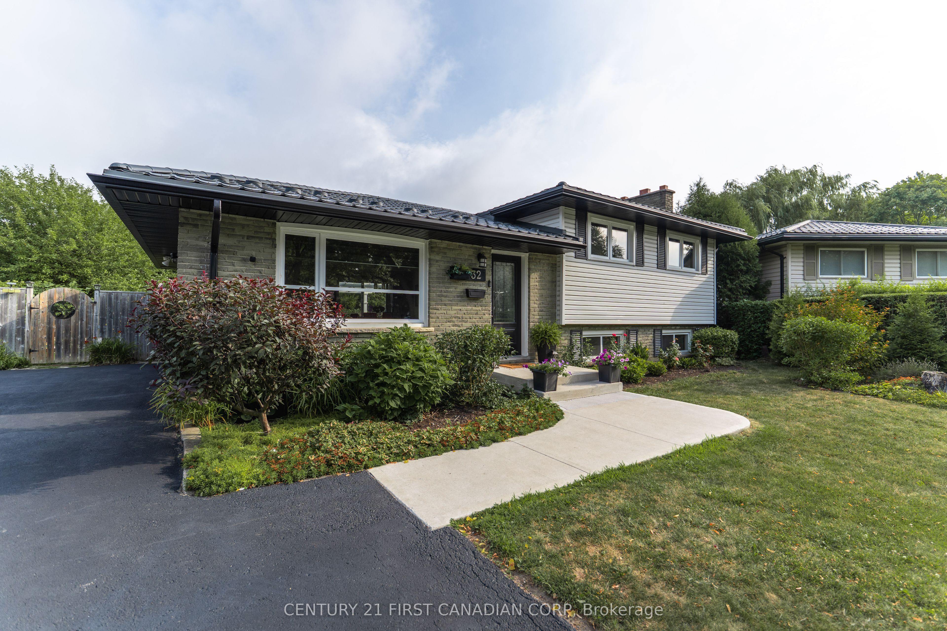 32 MENDIP Crescent, London South, ON N6E 1H1 photo 2