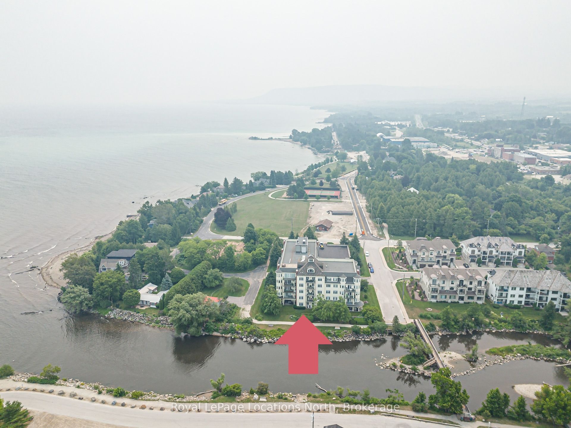 10 Bay Street E 103, Blue Mountains, ON N0H 2P0