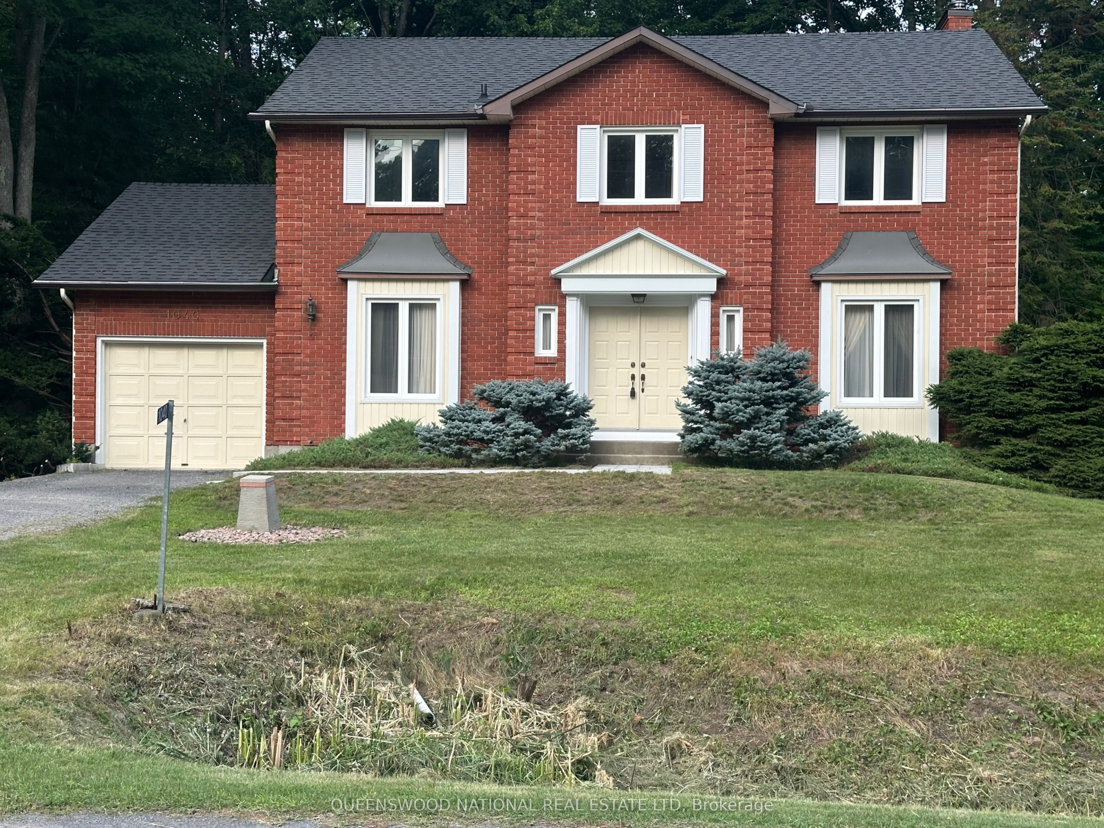 1080 Sunnydale Street, Orleans - Cumberland and Area, ON K4B 1N6 photo 3