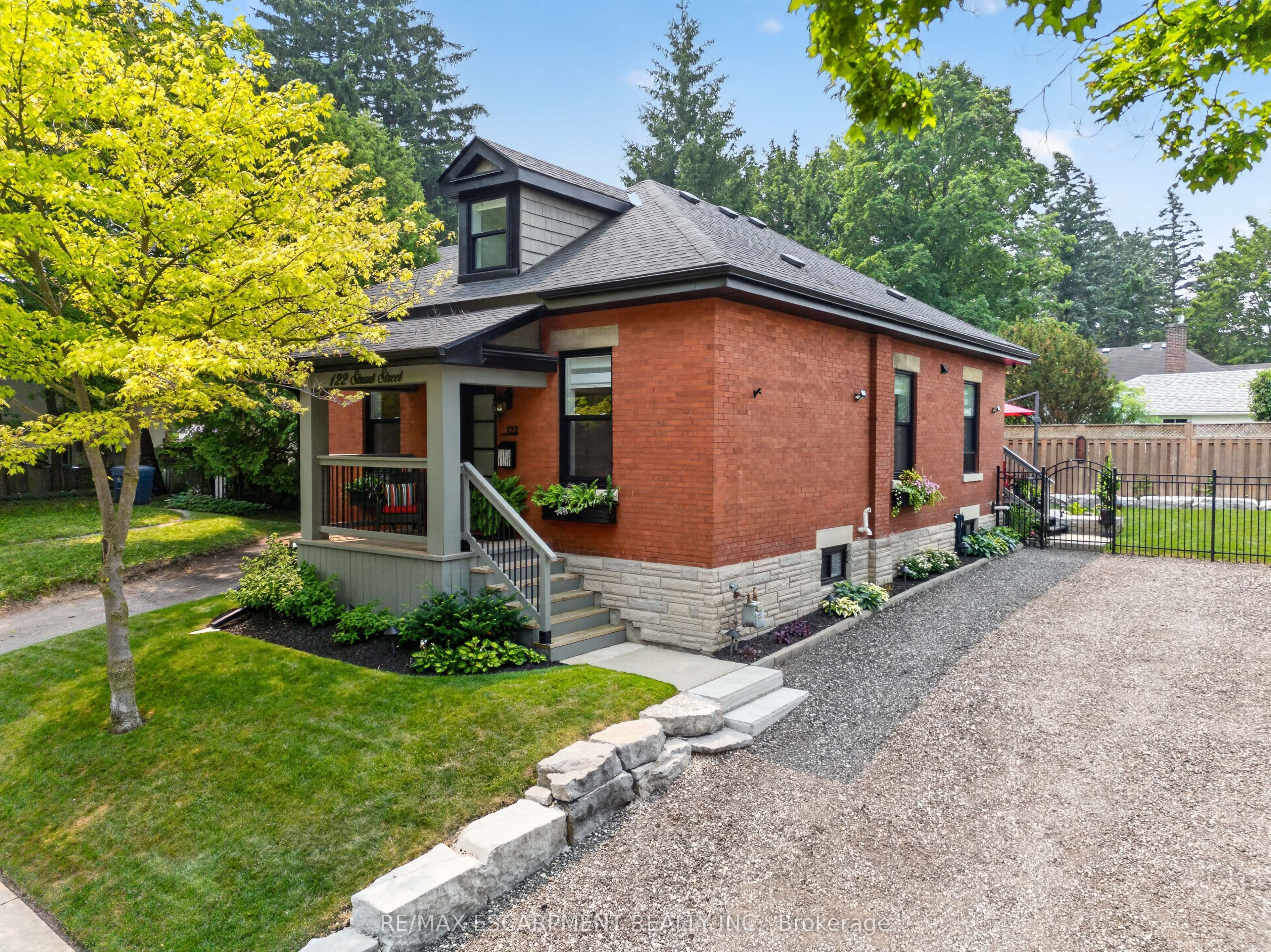 122 Stuart Street, Guelph, ON N1E 4S8 photo 4