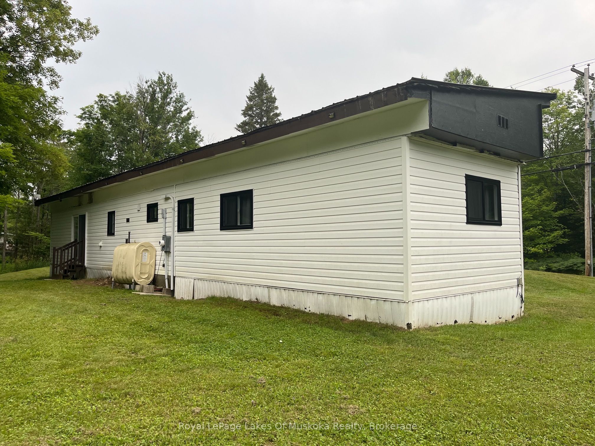7 Nelson Clelland Road N, Magnetawan, ON P0A 1G0 photo 3