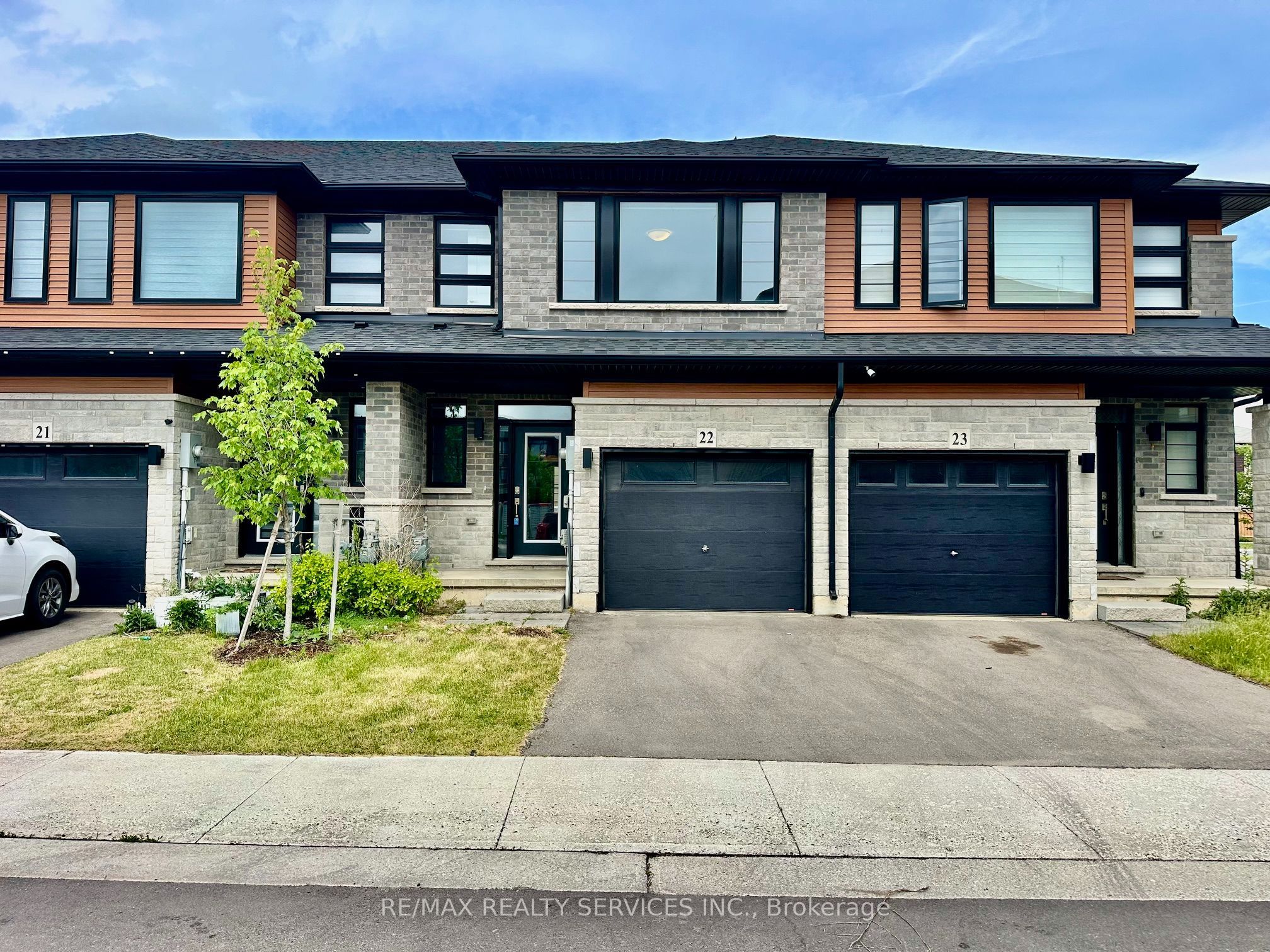 461 Blackburn Drive 22, Brantford, ON N3T 0W9