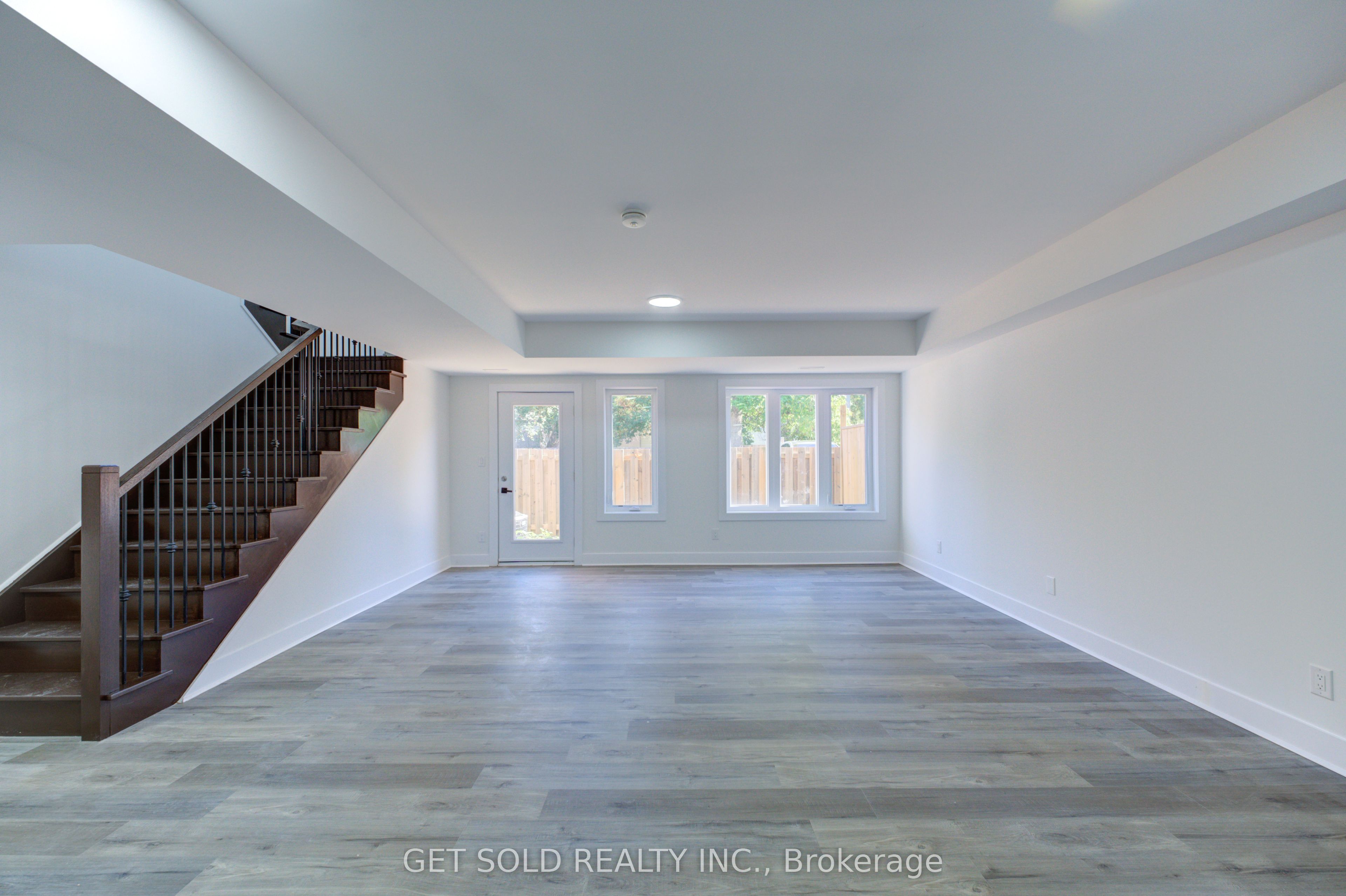 6701 Thorold Stone Road 7, Niagara Falls, ON L2J 1B3 photo 5