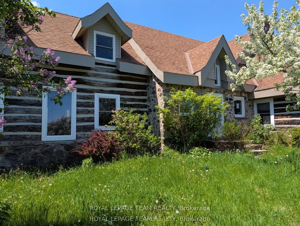 9741 Canoe Lake Road, Frontenac, ON K0H 1T0 photo 2