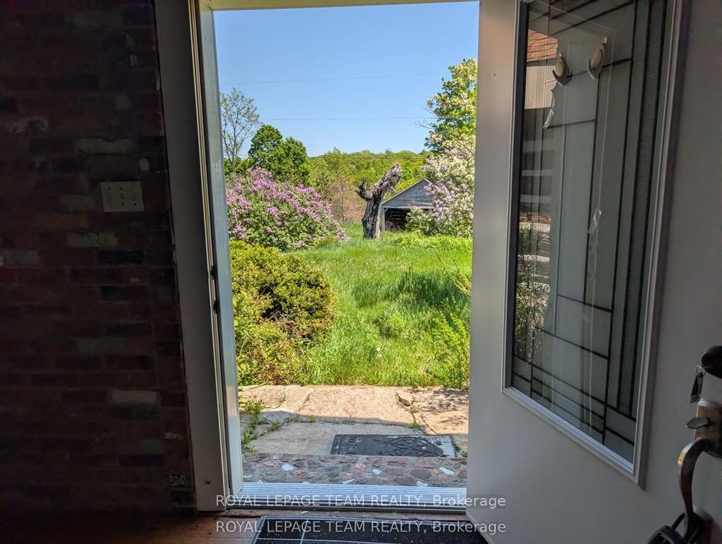 9741 Canoe Lake Road, Frontenac, ON K0H 1T0 photo 4