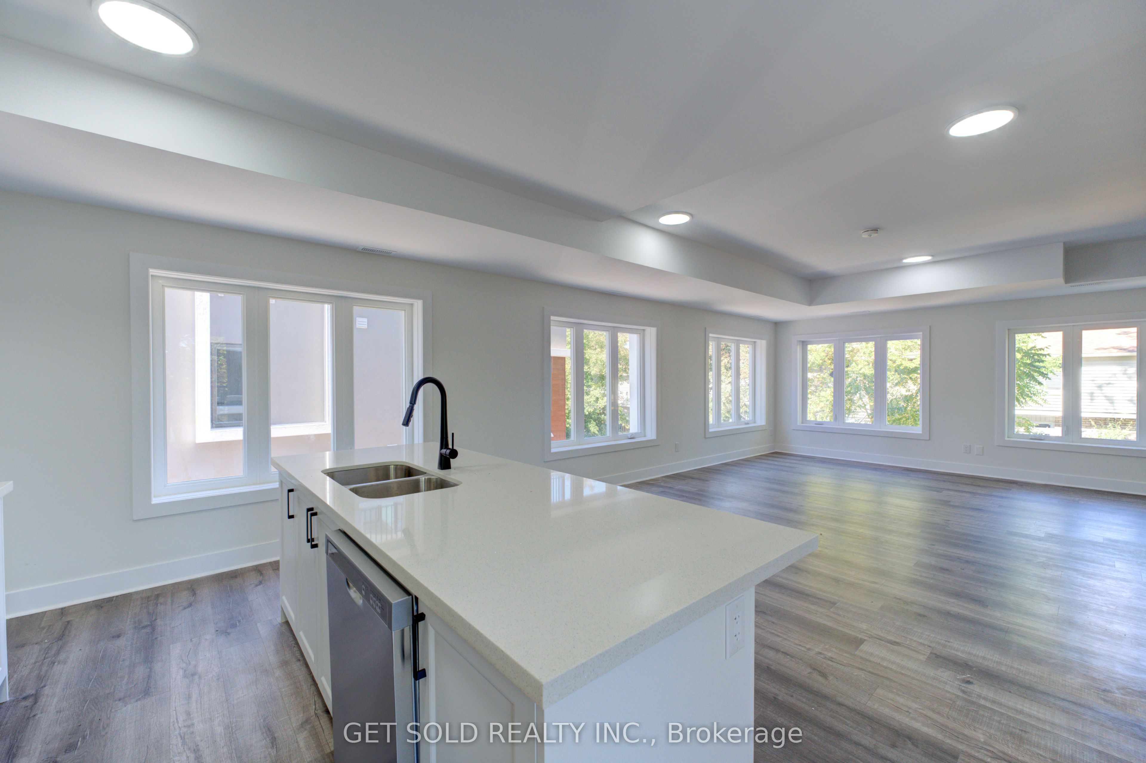 6701 Thorold Stone Road 14, Niagara Falls, ON L2J 1B3 photo 4