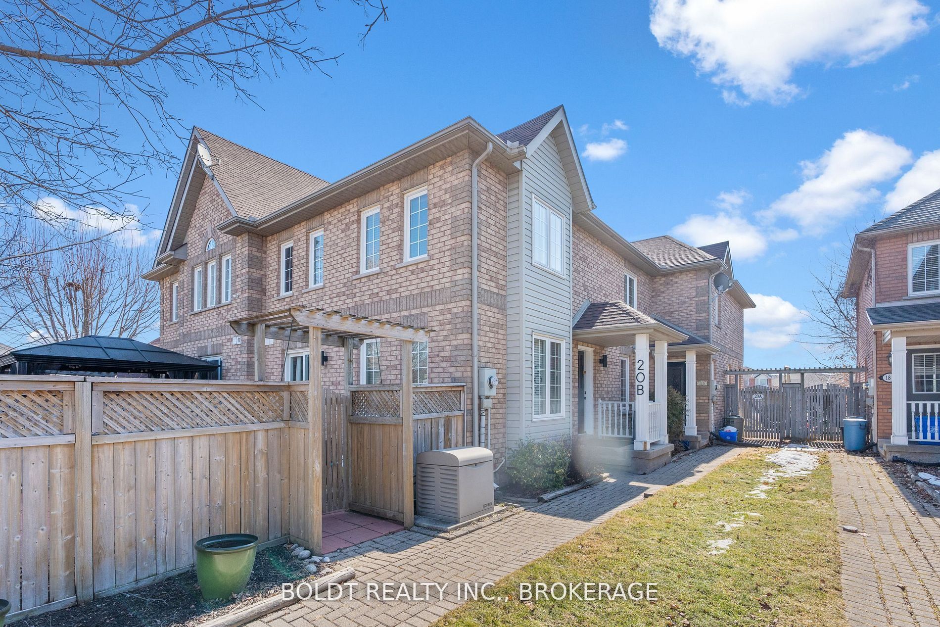 20 B Brown Drive, St. Catharines, ON L2S 3Z4