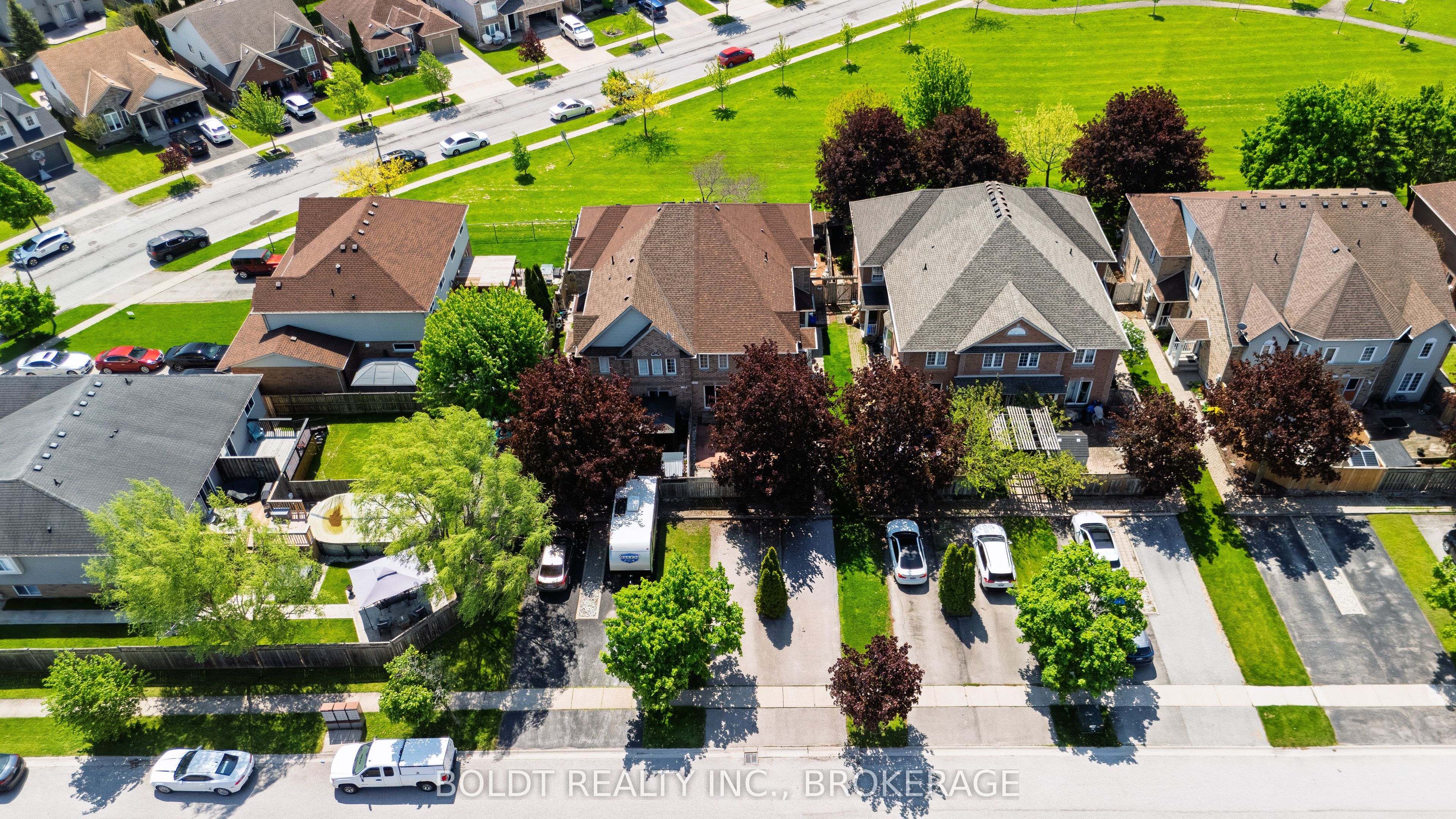 20 B Brown Drive, St. Catharines, ON L2S 3Z4 photo 2
