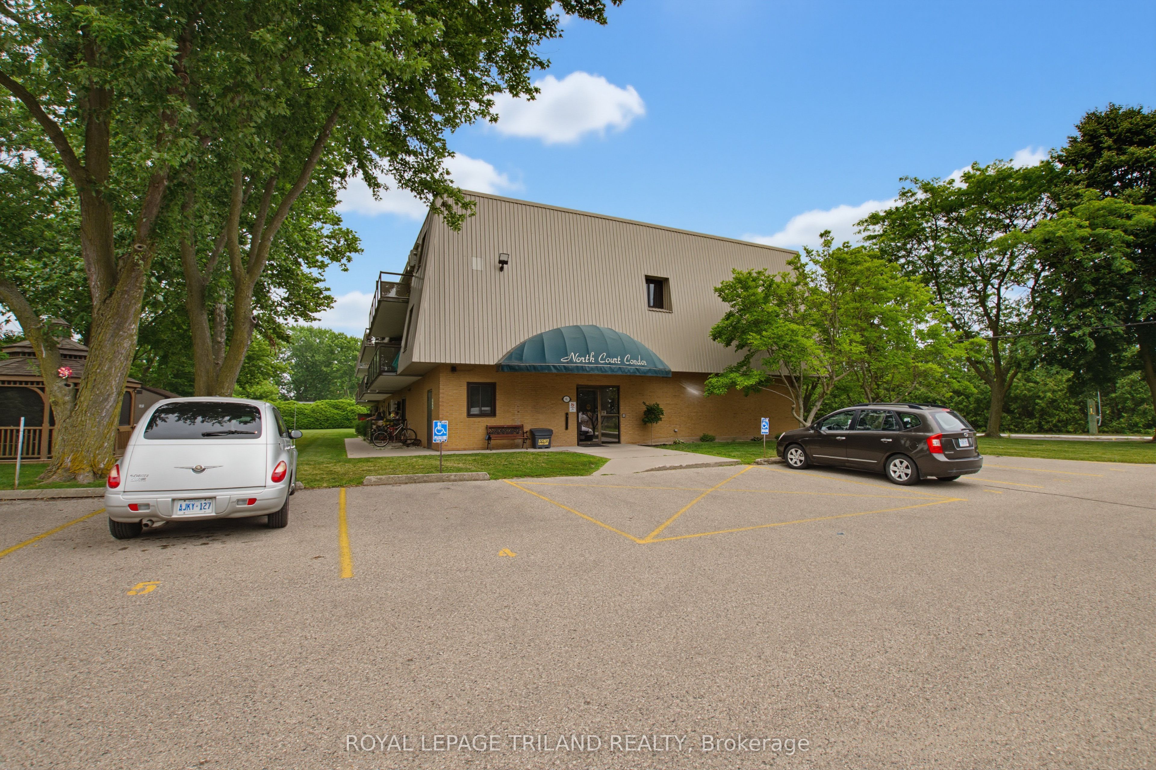 91 Spruce Street W 104, Aylmer, ON N5H 1B4 photo 5