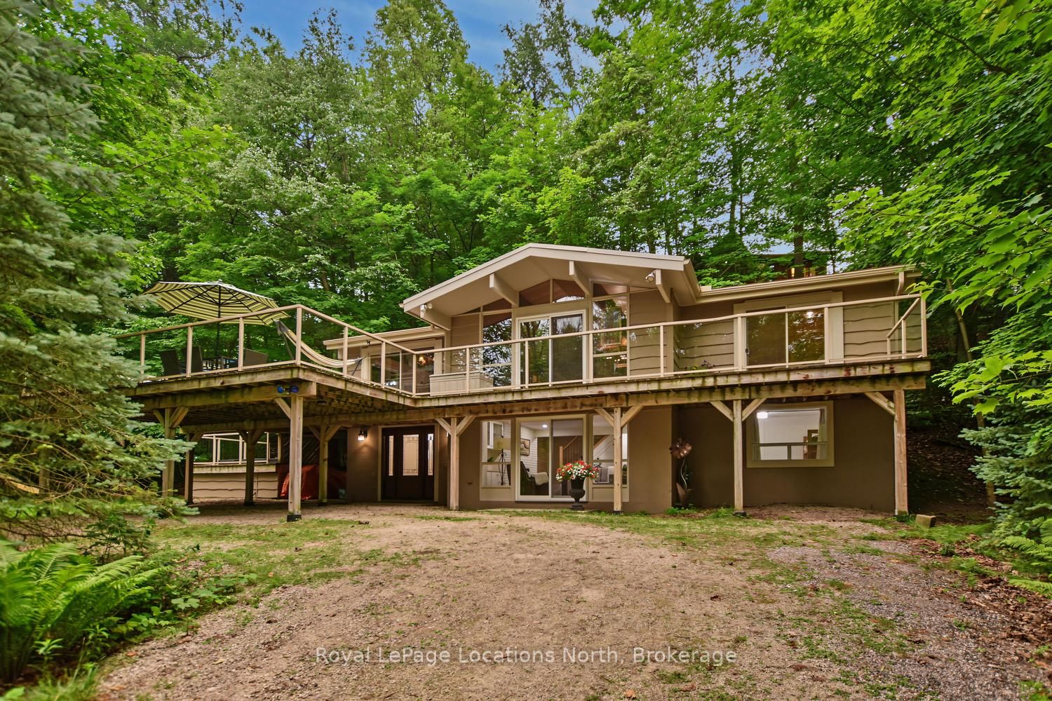 143 ST MORITZ Crescent, Blue Mountains, ON L9Y 0S6 photo 2