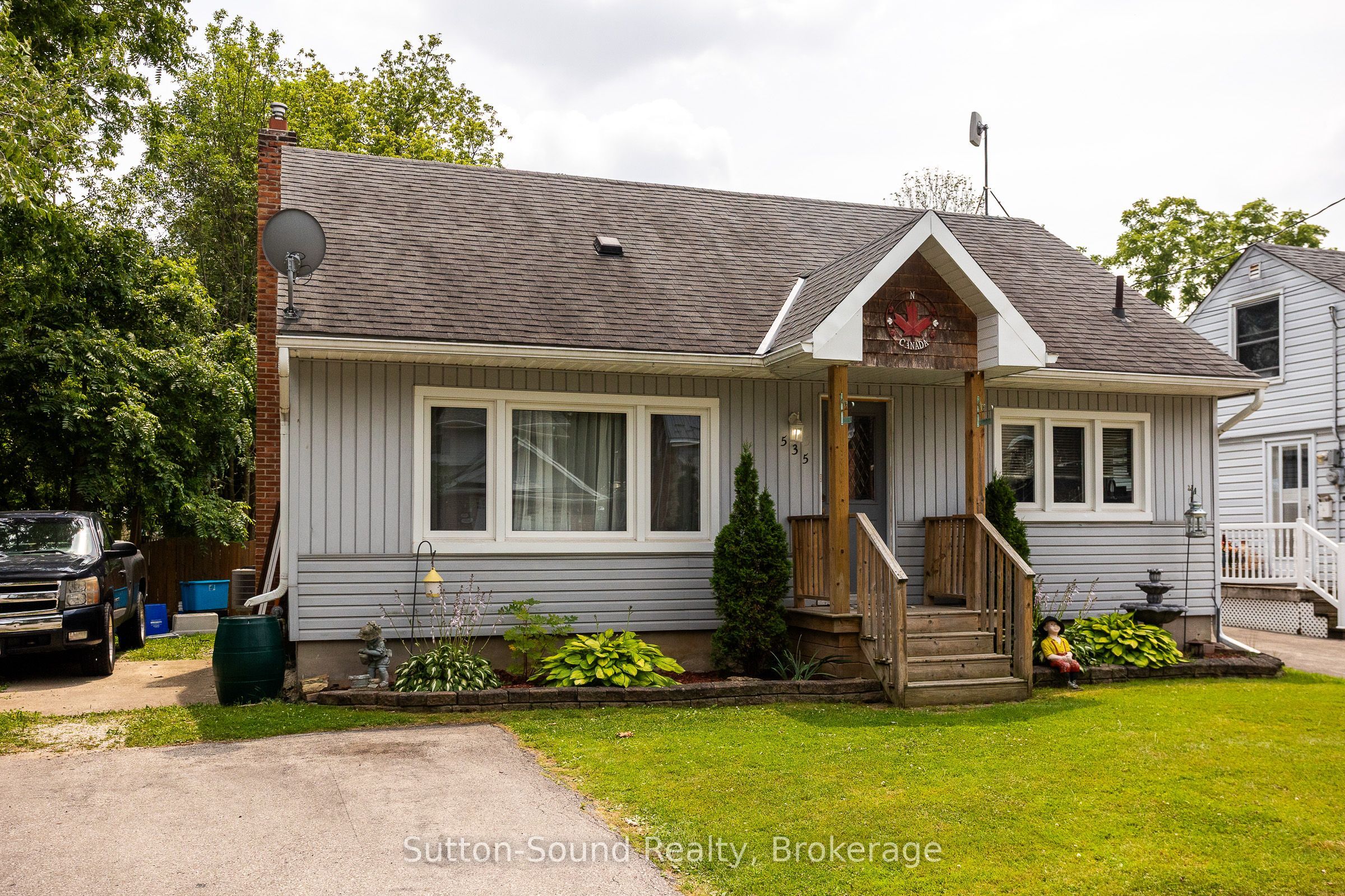 535 9th Street W, Owen Sound, ON N4K 3P3 photo 3