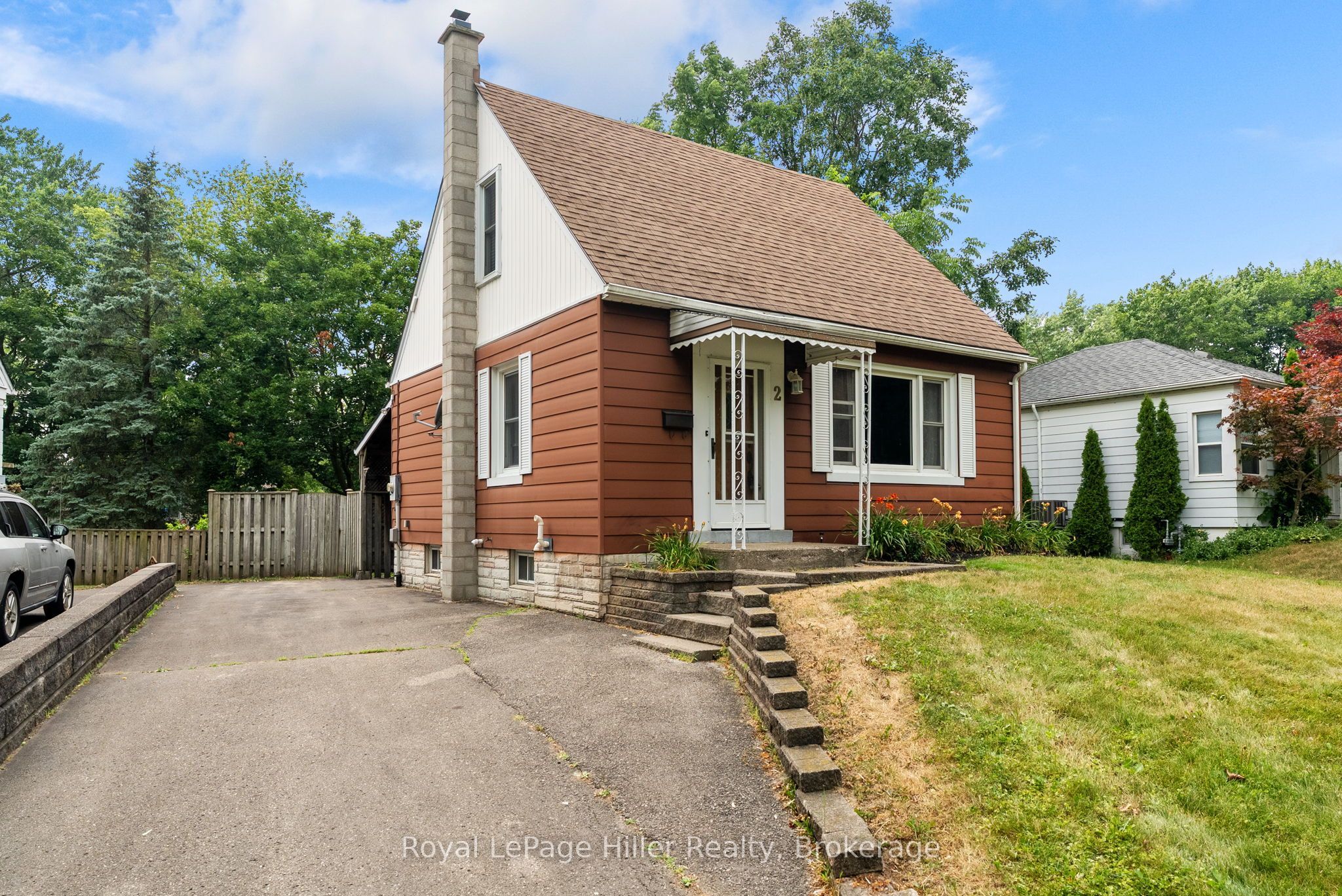 2 Somerset Street, Stratford, ON N5A 6K1
