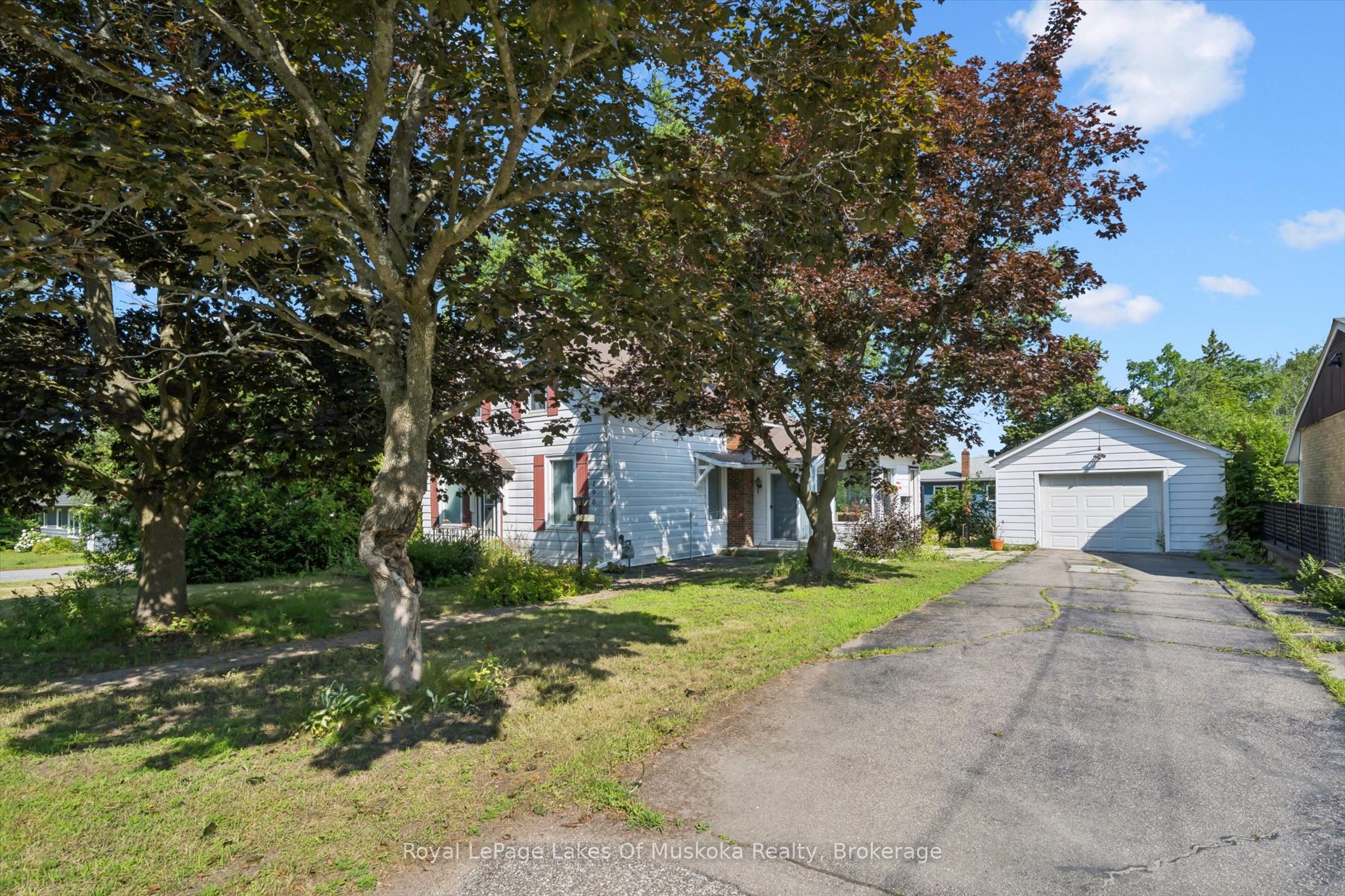 190 Winewood Avenue W, Gravenhurst, ON P1P 1E6 photo 2