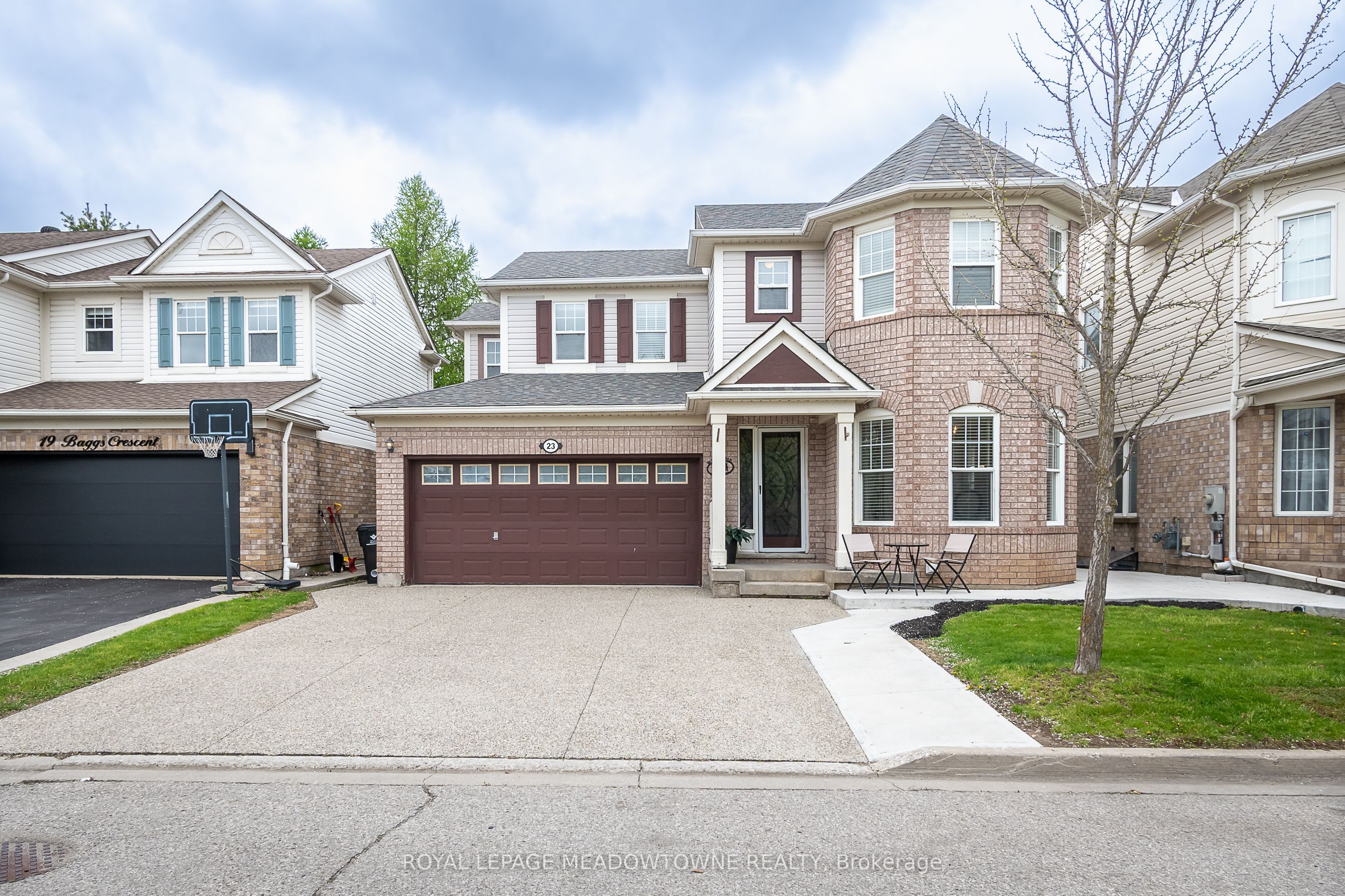 23 Baggs Crescent, Cambridge, ON N1T 2E9 photo 2