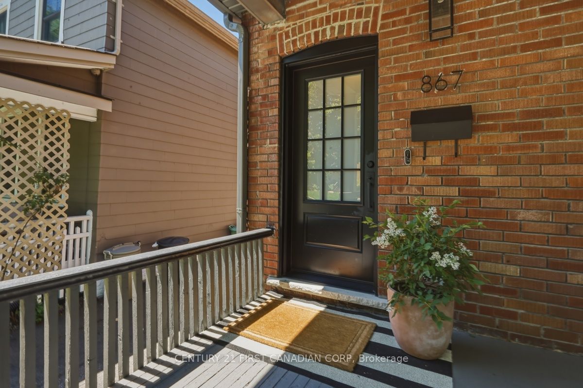 867 Colborne Street, London East, ON N6A 4A1 photo 4