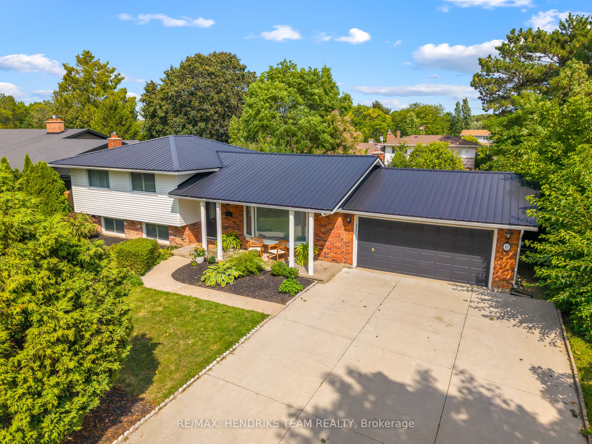 6 Garrison Village Drive, Niagara-on-the-Lake, ON L0S 1J0 photo 2