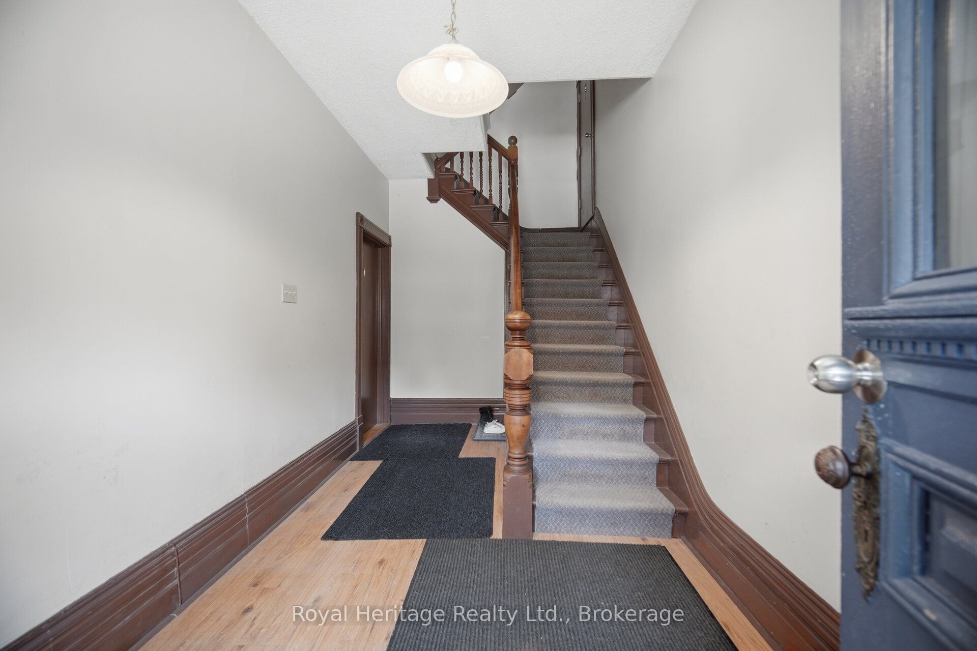 117 Nelson Street, Kingston, ON K7L 3W9 photo 4