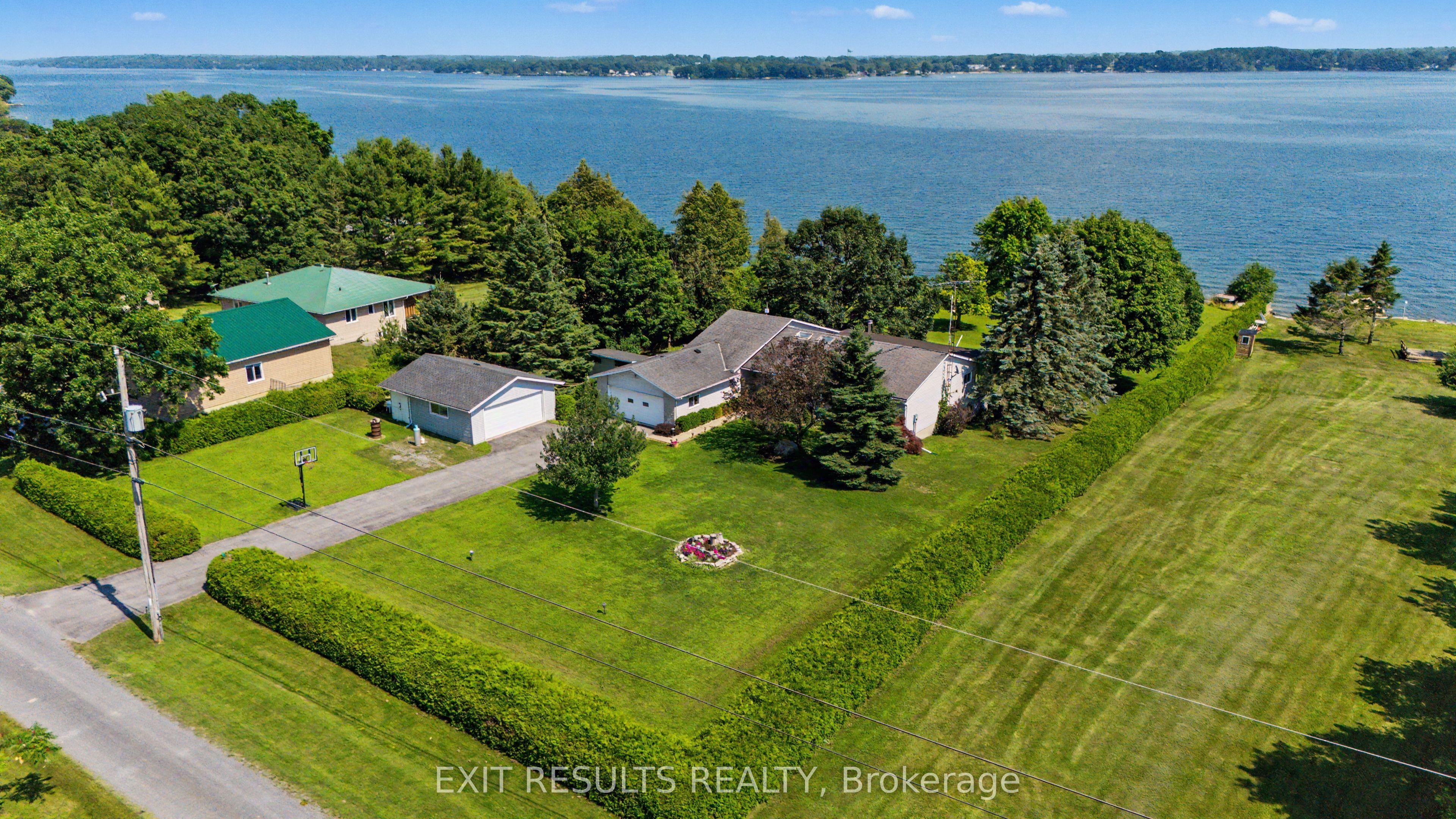 51 Elizabeth Street, Frontenac Islands, ON K0H 2Y0 photo 2