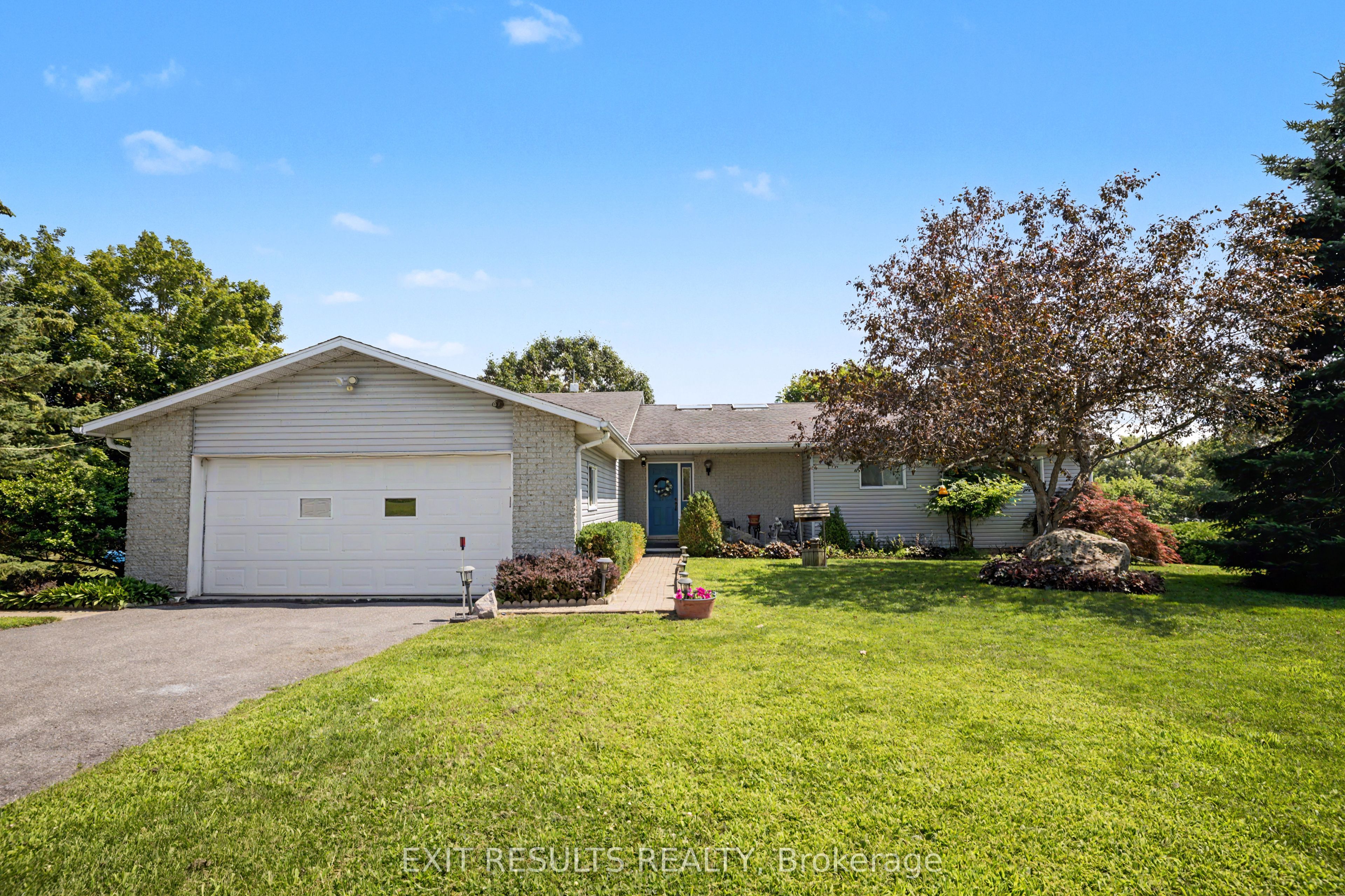 51 Elizabeth Street, Frontenac Islands, ON K0H 2Y0 photo 4
