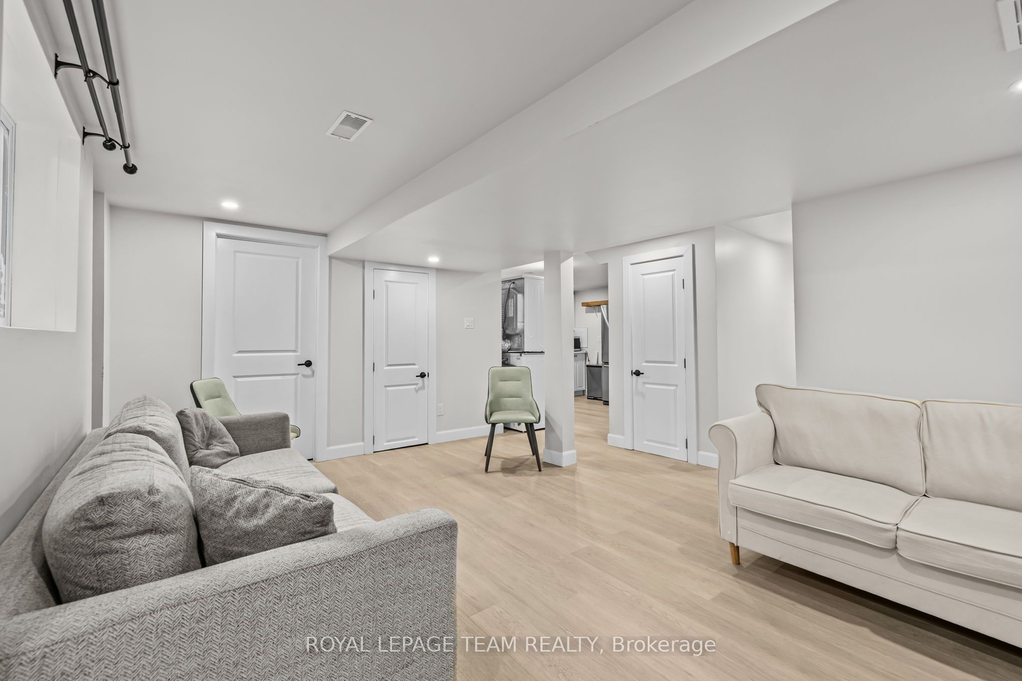 1288 Plante Drive B, Hunt Club - Windsor Park Village and Area, ON K1V 9G2 photo 4