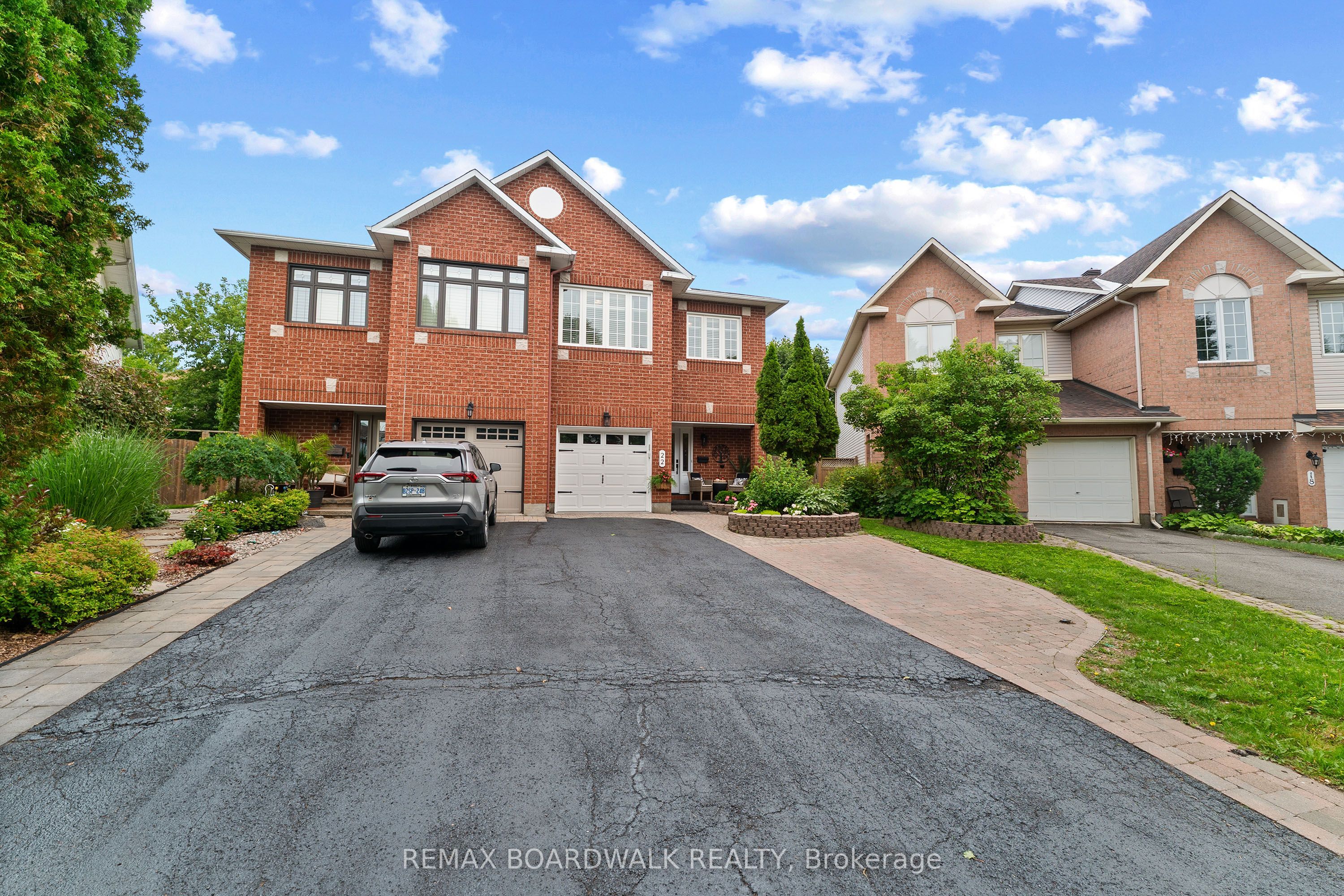 22 Eagleview Street, Kanata, ON K2M 2R3 photo 4