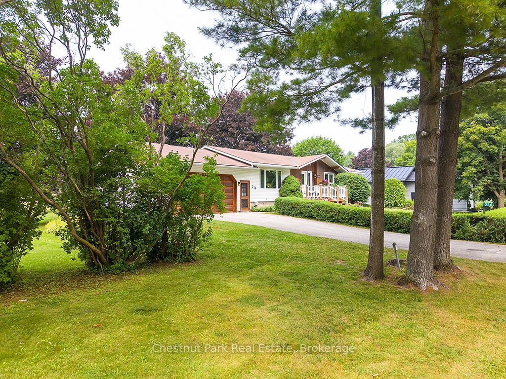 216 Margaret Street N, Blue Mountains, ON N0H 1J0 photo 4