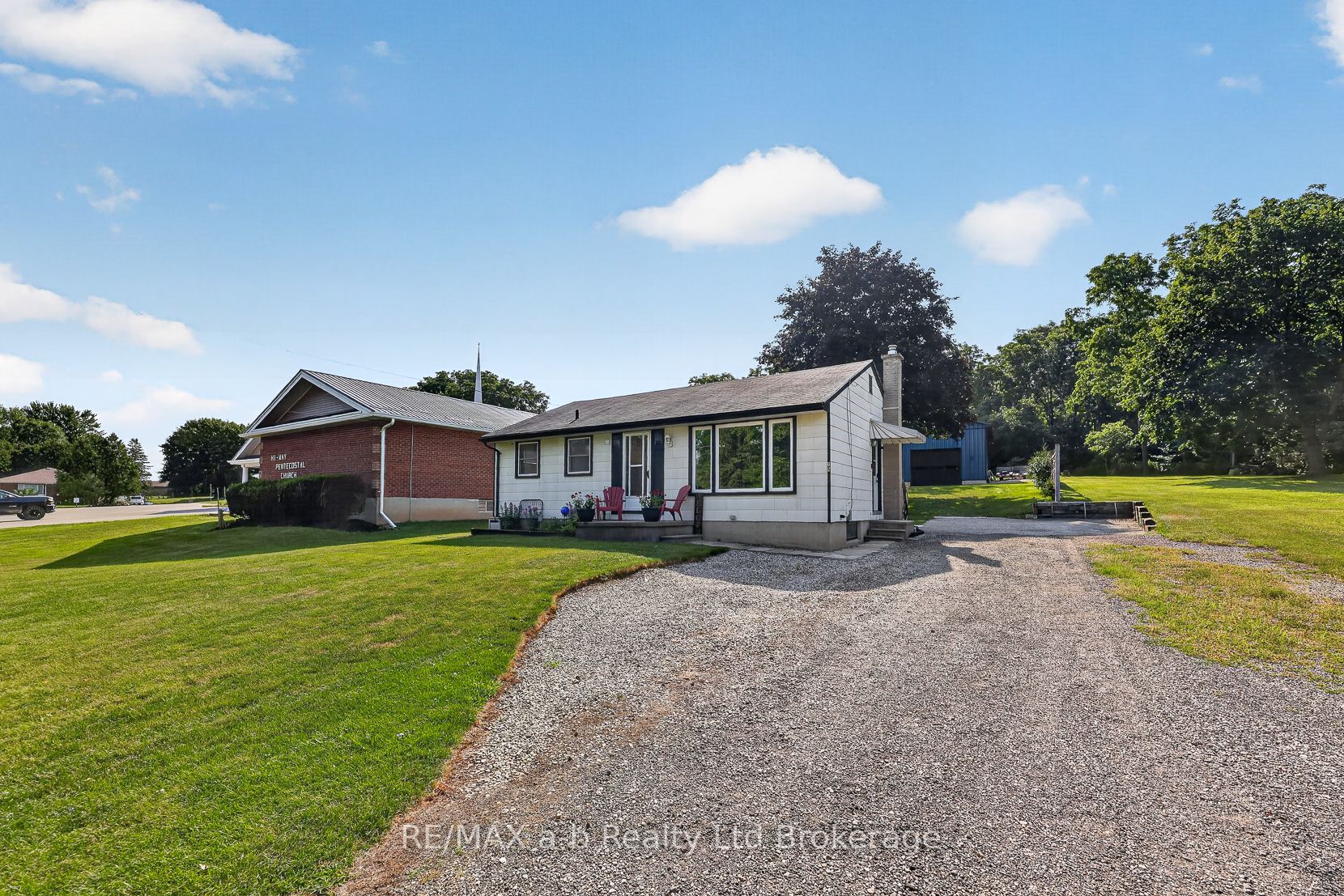 584112 BEACHVILLE Road, South-West Oxford, ON N5C 3J5 photo 3